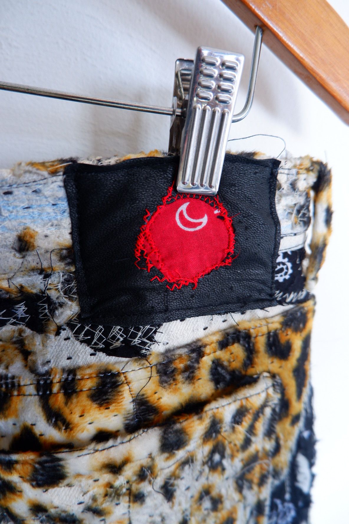Japanese Brand 1/1 Proleta Re Art Inspired Leopard Sashiko Boro Jorts Size US 34 / EU 50 - 9 Thumbnail