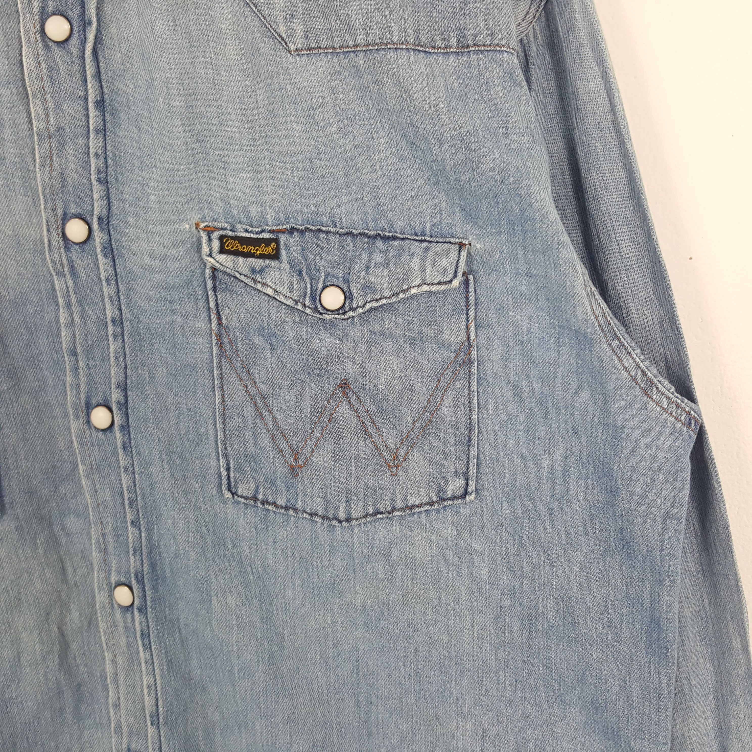 Vintage × Wrangler Vintage Wrangler American Style Denim Shirt Button Up Size US XL / EU 56 / 4 - 2 Thumbnail