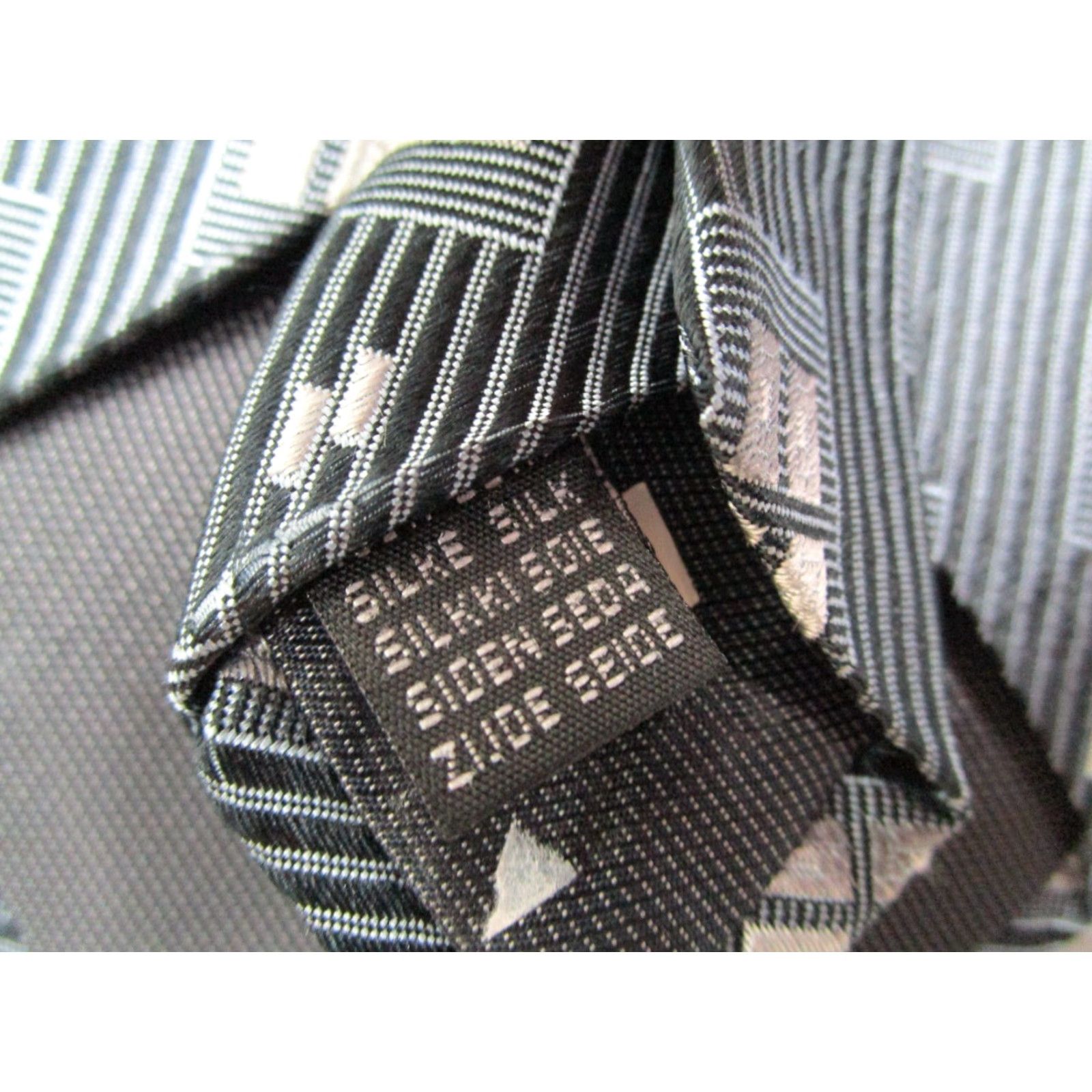 Vintage VINTAGE Luciano Gatti Men's Gray Silk Neck Tie 57-60" Textured Abstract Designer Italy Size ONE SIZE - 4 Thumbnail