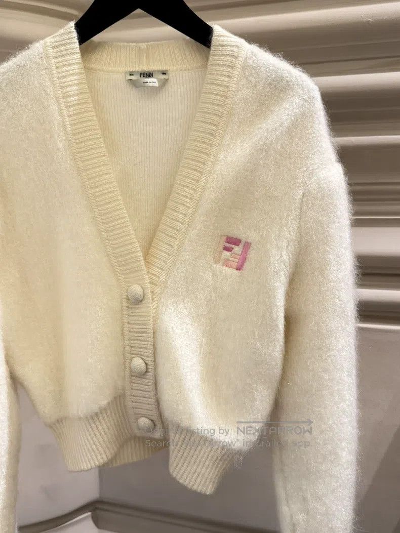 Fendi Fendi White Mohair Cardigan Size S / US 4 / IT 40 - 2 Thumbnail