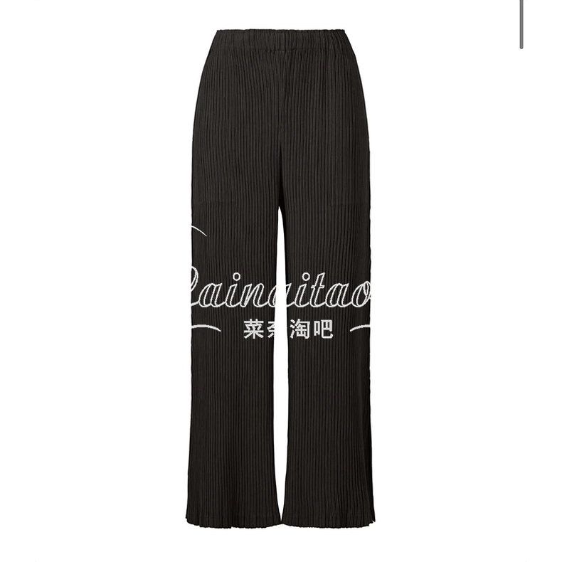 Issey Miyake Issey Miyake size:2 Black pleated trousers Size 22" - 1 Thumbnail