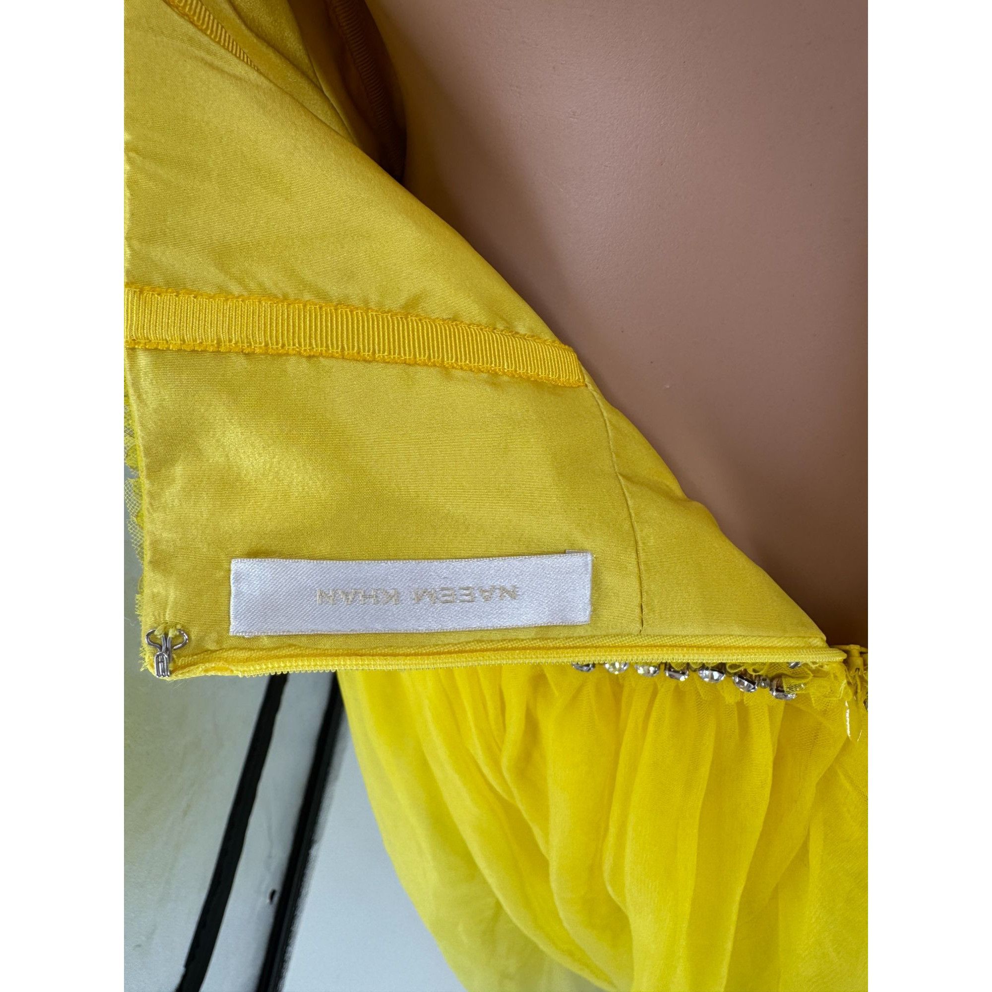Naeem Khan Naeem Khan Runway Evening Gown Yellow Embellished US10 S2018 Size L / US 10 / IT 46 - 10 Thumbnail