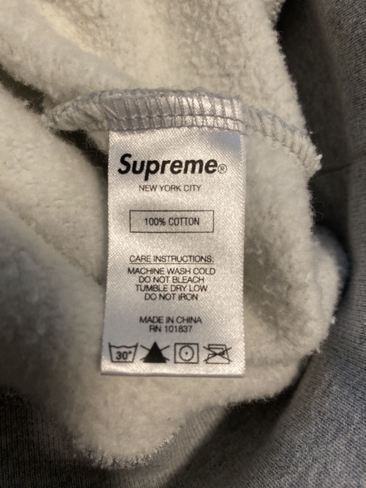 Supreme Supreme Mirrored Logo Hooded Sweatshirt Size US L / EU 52-54 / 3 - 5 Thumbnail