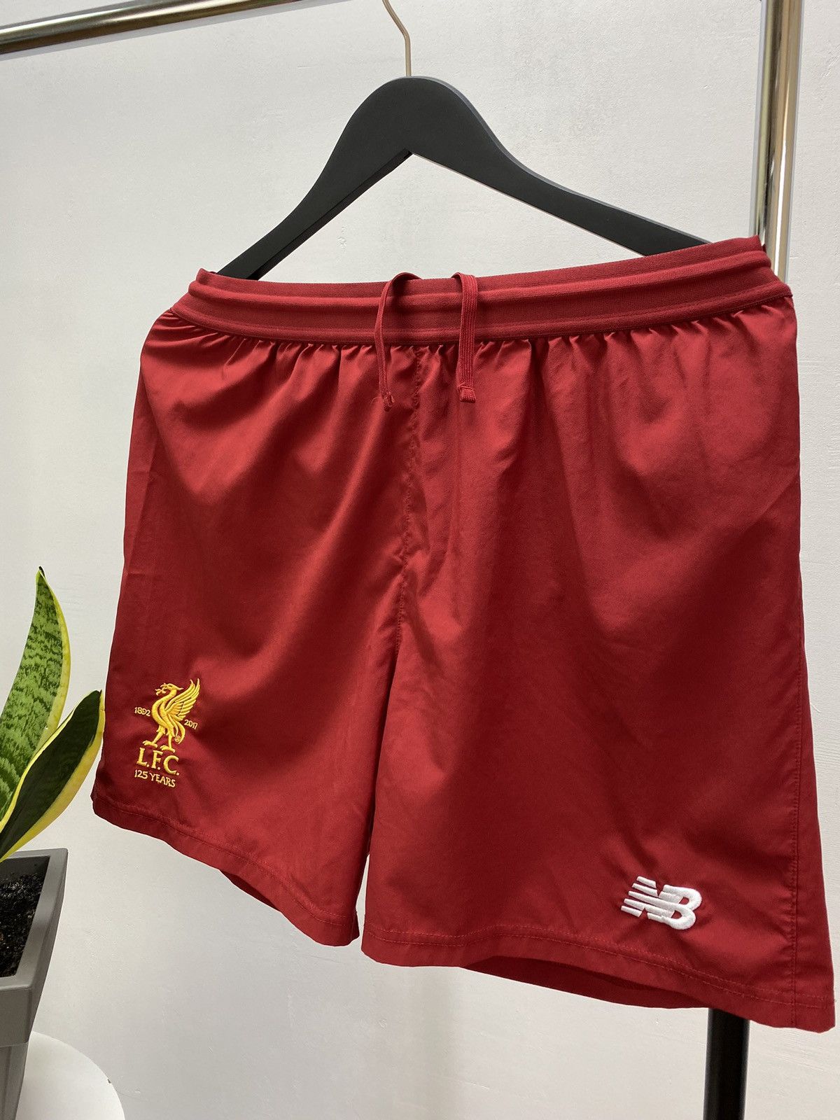 New Balance FC Liverpool 2017 2018 125 Years New Balance Soccer shorts Size US 32 / EU 48 - 2 Thumbnail