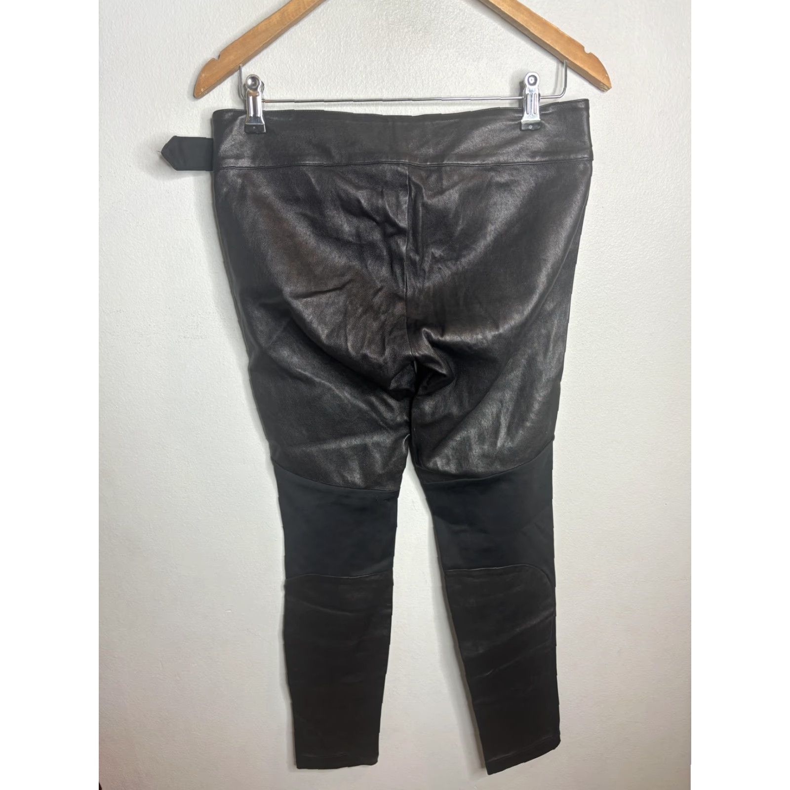 Elizabeth and James Elizabeth and James Pants Womens 6 Black Faux Leather Stretch Moto Biker Belted Size 28" / US 6 / IT 42 - 6 Thumbnail