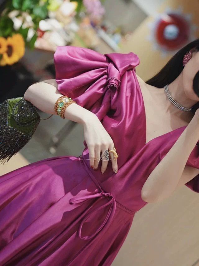Other Vintage 80s Magenta Puffed Sleeve Beaded Ruffled Gown S-M Size S / US 4 / IT 40 - 2 Thumbnail