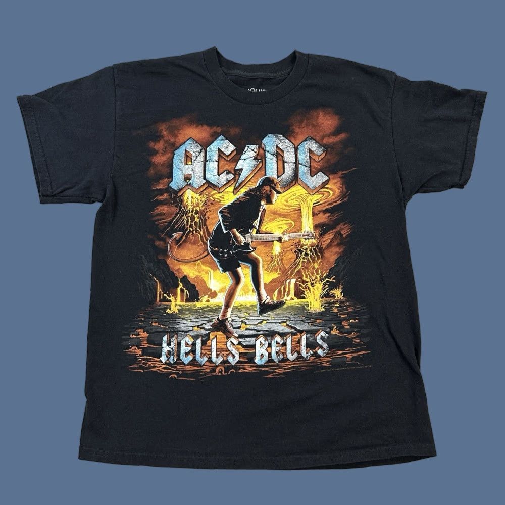 Liquid Blue Liquid Blue Shirt Mens Large Black ACDC Hells Bells Eruption Graphic Band Tee Shirt Mens Large Black ACDC Hells Bells Eruption Graphic Print Tee Size US L / EU 52-54 / 3 - 1 Thumbnail