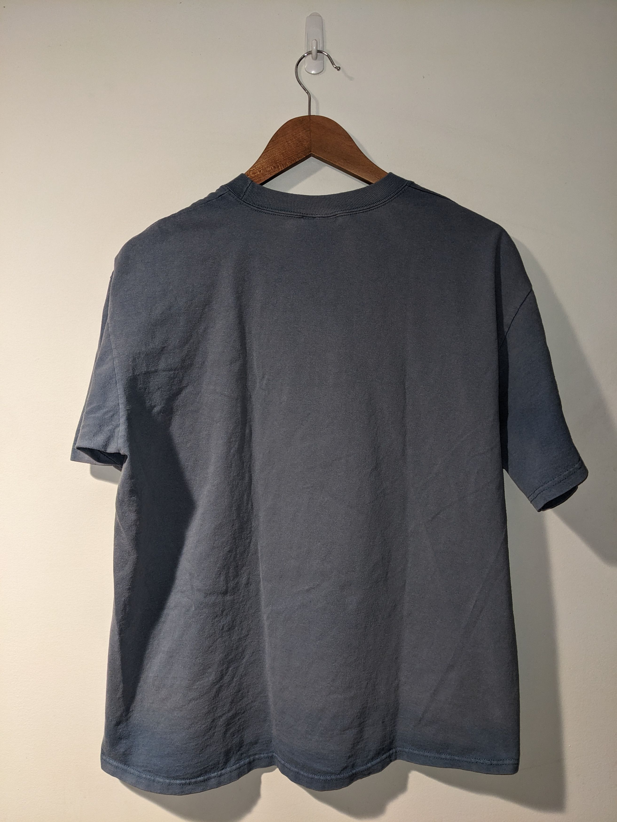 Vintage Vintage Y2K Jamaica Smoke Earth Blue X-Large T-Shirt Size US XL / EU 56 / 4 - 10 Thumbnail