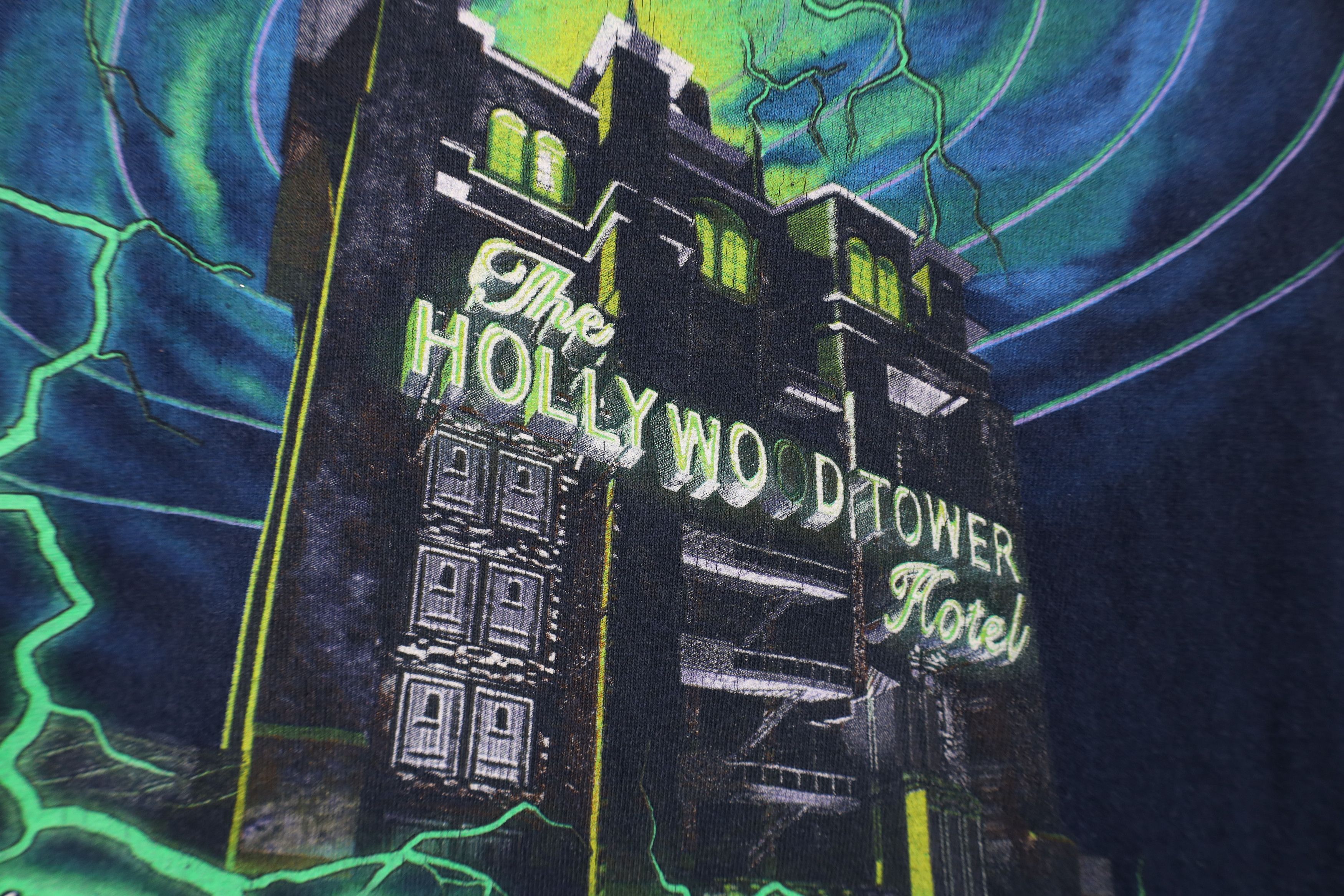 Disney × Vintage Vintage 90s Walt Disney World Zone Tower of Terror T-Shirt Size US M / EU 48-50 / 2 - 5 Thumbnail