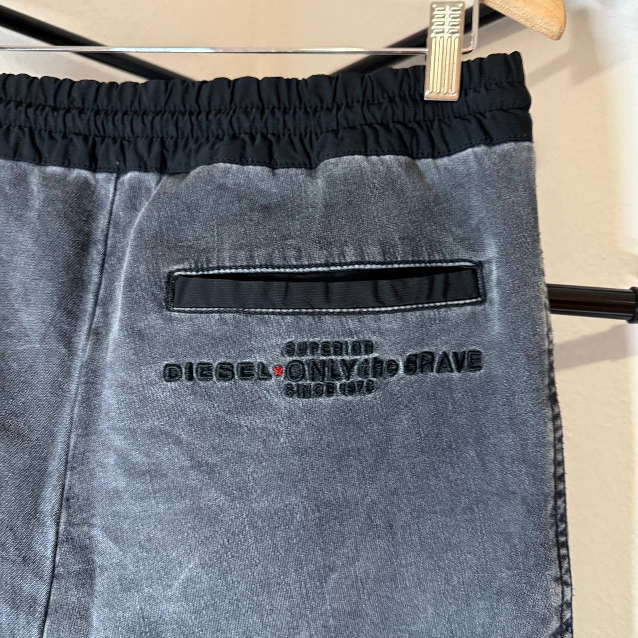 Diesel Vintage Diesel D-Eley JoggJeans Joggers Rare DenimSweetpants Size US 30 / EU 46 - 4 Thumbnail