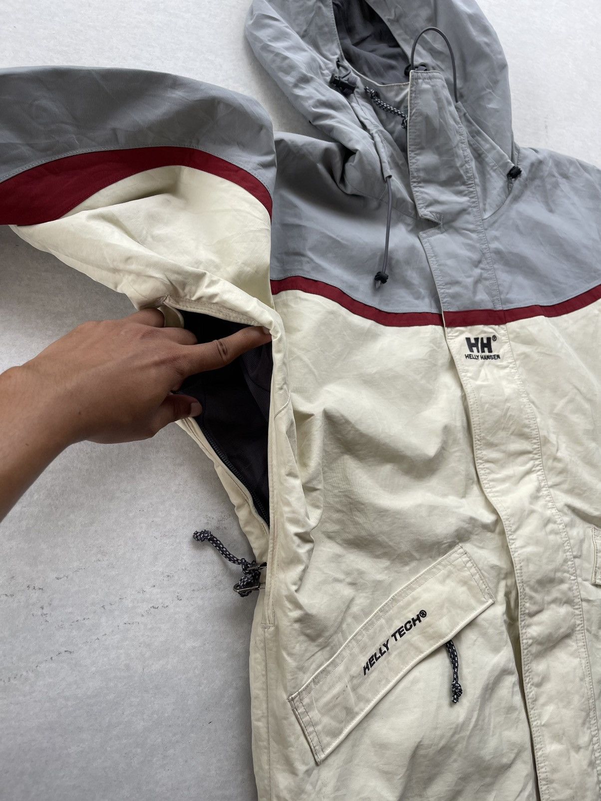 Helly Hansen 🔥VINTAGE HELLY HANSEN TECH WATERPROOF HOOD OUTDOOR JACKET Size US M / EU 48-50 / 2 - 7 Thumbnail