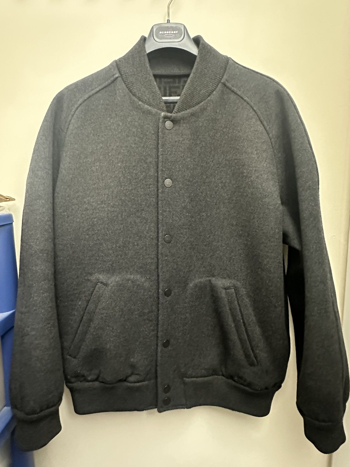 Fendi Fendi reversible logo wool oversized jacket M Size US M / EU 48-50 / 2 - 9 Thumbnail