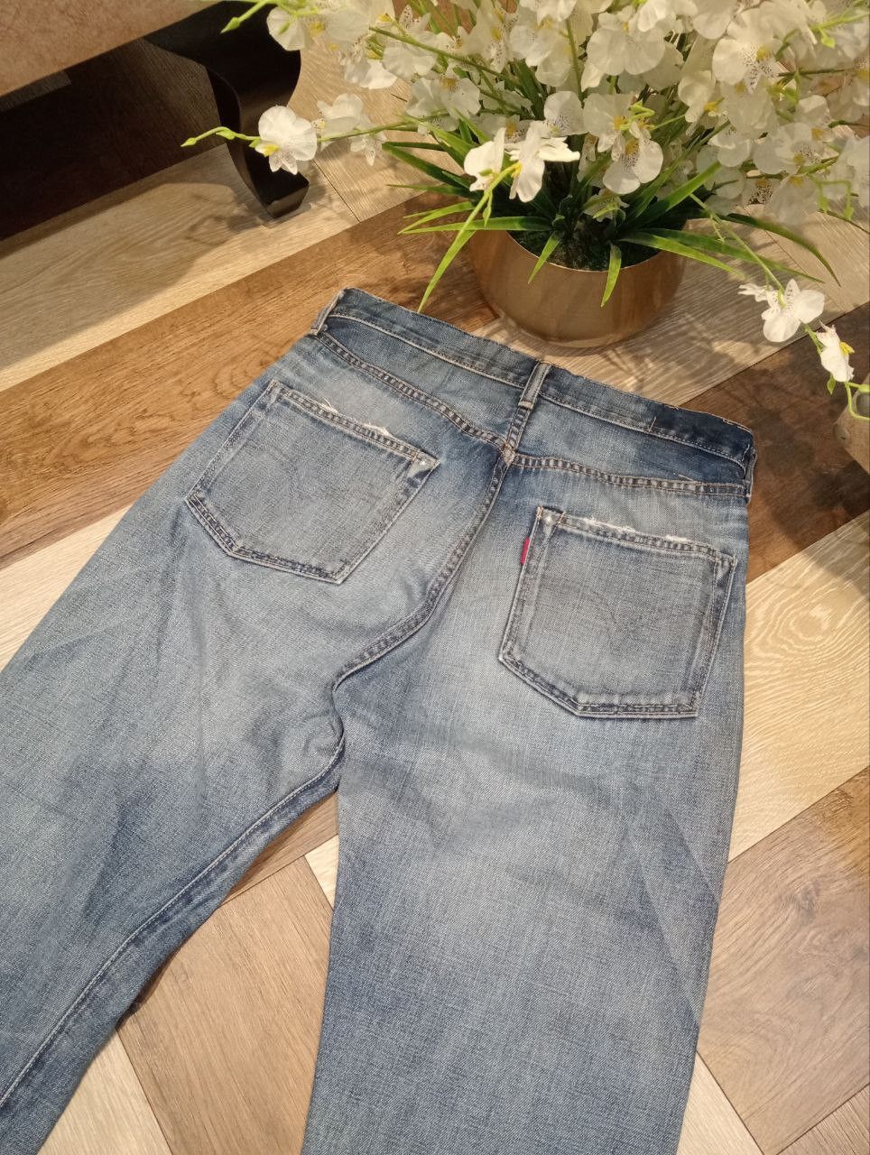 Levi's Vintage Clothing VINTAGE LEVI'S 501 REDLINE HIDDEN RIVETS CAPITAL E JEANS Size US 30 / EU 46 - 13 Thumbnail