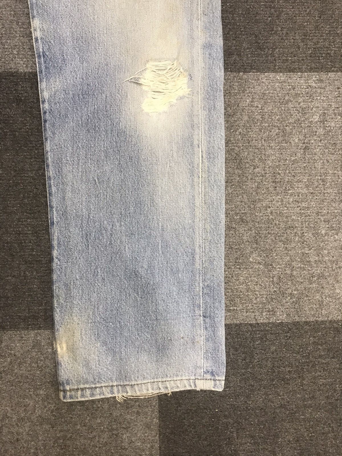 Levi's Vintage Levis 501 Light wash Distressed Jeans Size US 30 / EU 46 - 5 Thumbnail