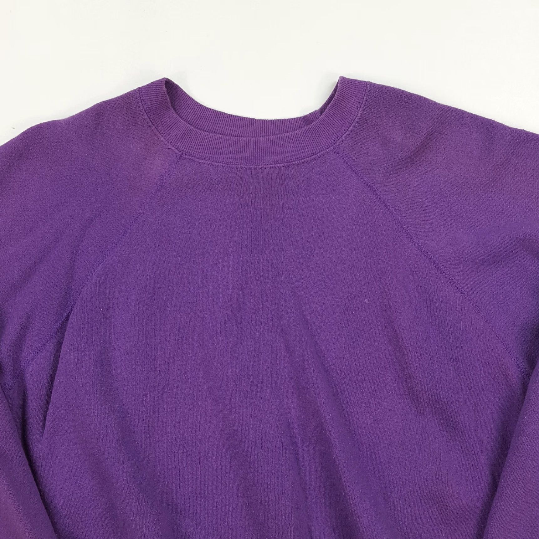 Tultex VINTAGE Tultex Sweatshirt Raglan Purple L Mens Crewneck USA Made Graphic Print 80s 90s Retro Collegiate Grunge Raglan Crewneck Sweatshirt Size US L / EU 52-54 / 3 - 2 Thumbnail