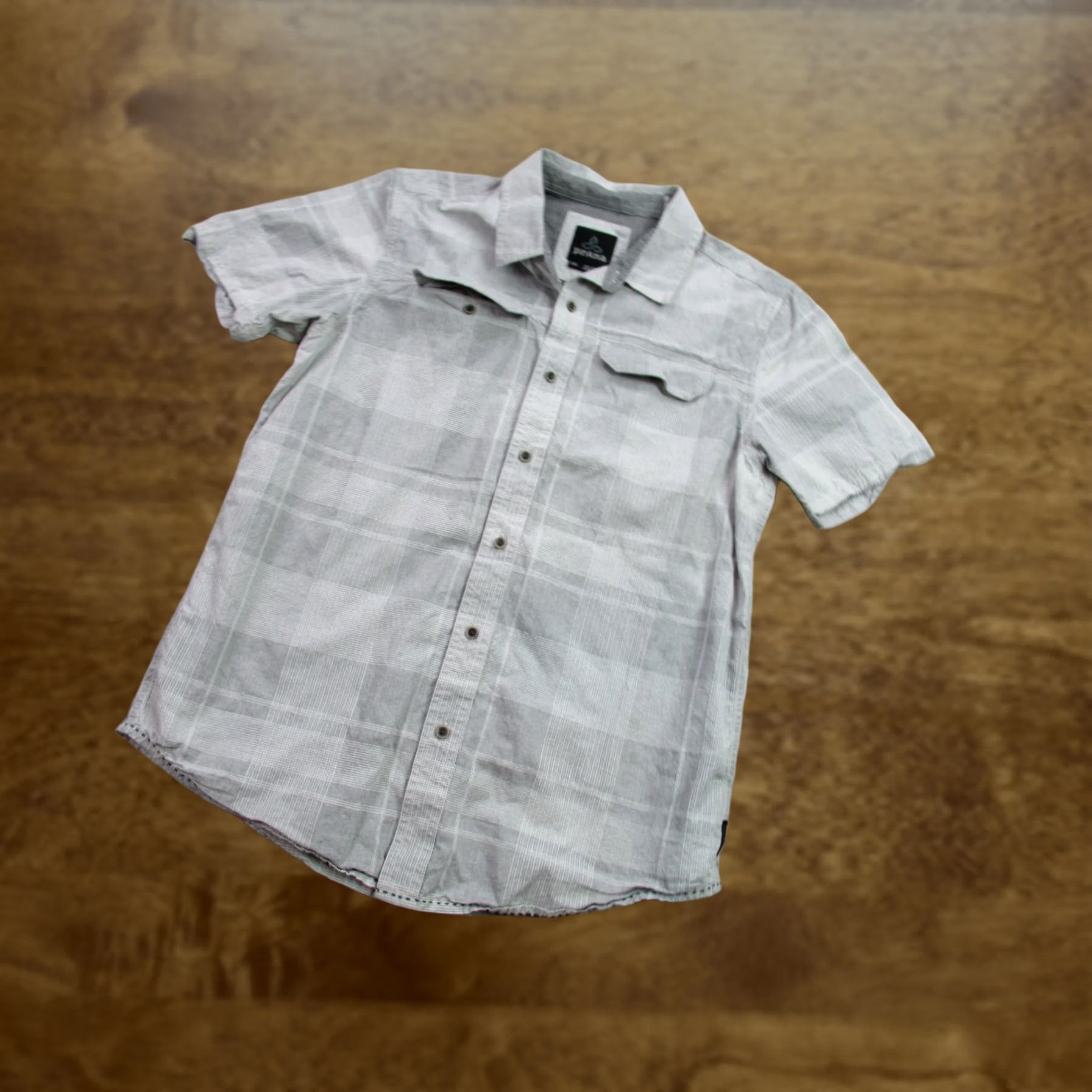 Prana prAna Shirt Mens S Short Sleeve Button Front Gray Lightweight Plaid Casual Shirt Size US S / EU 44-46 / 1 - 1 Thumbnail