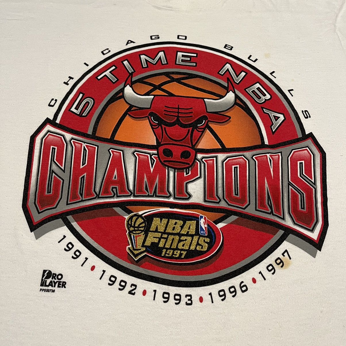 NBA Vintage 1990s Chicago Bulls 5 Time Champions Pro Player Tee Size US XL / EU 56 / 4 - 3 Thumbnail