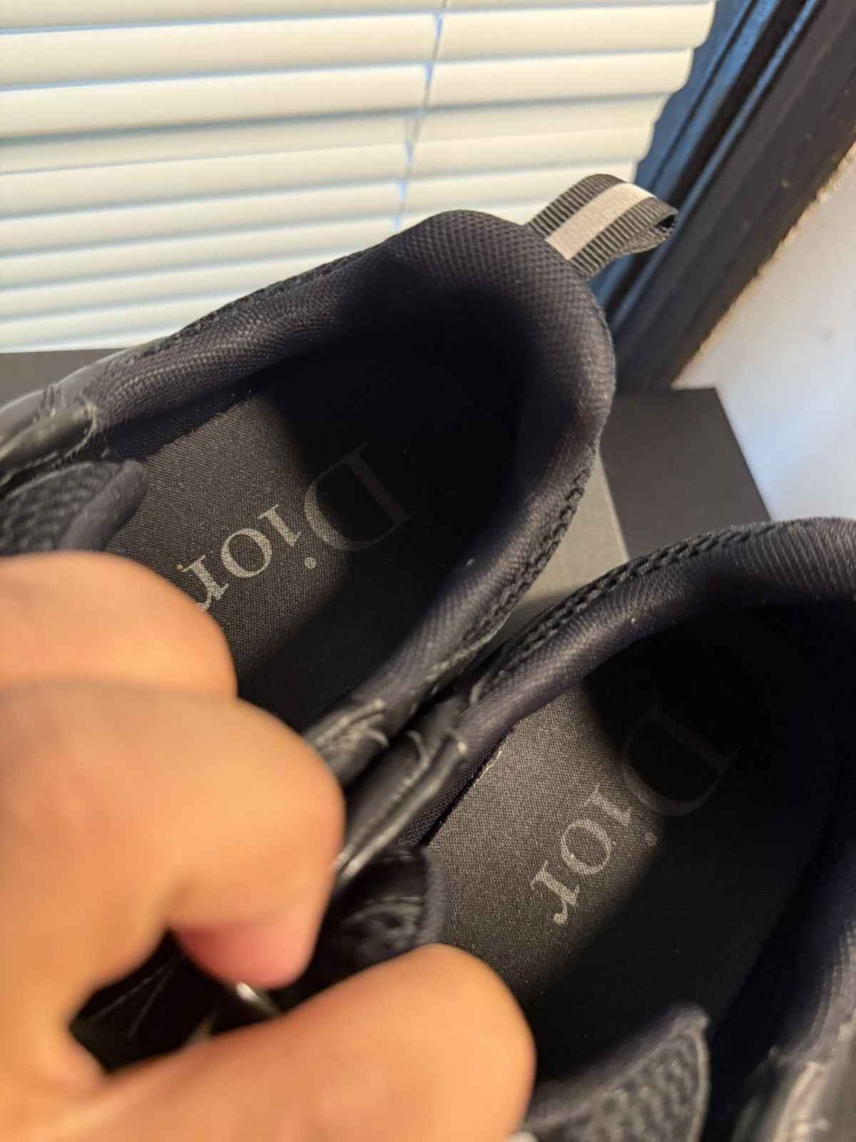 Dior Dior B22 Black Yellow Volt Size 11 US / 44 EU Size US 11 / EU 44 - 19 Thumbnail