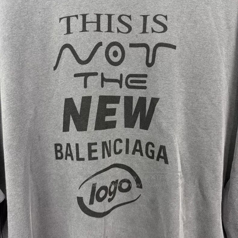 Balenciaga Balenciaga Letter Print Distressed Eco Logo Casual Long Sl Size US S / EU 44-46 / 1 - 4 Thumbnail