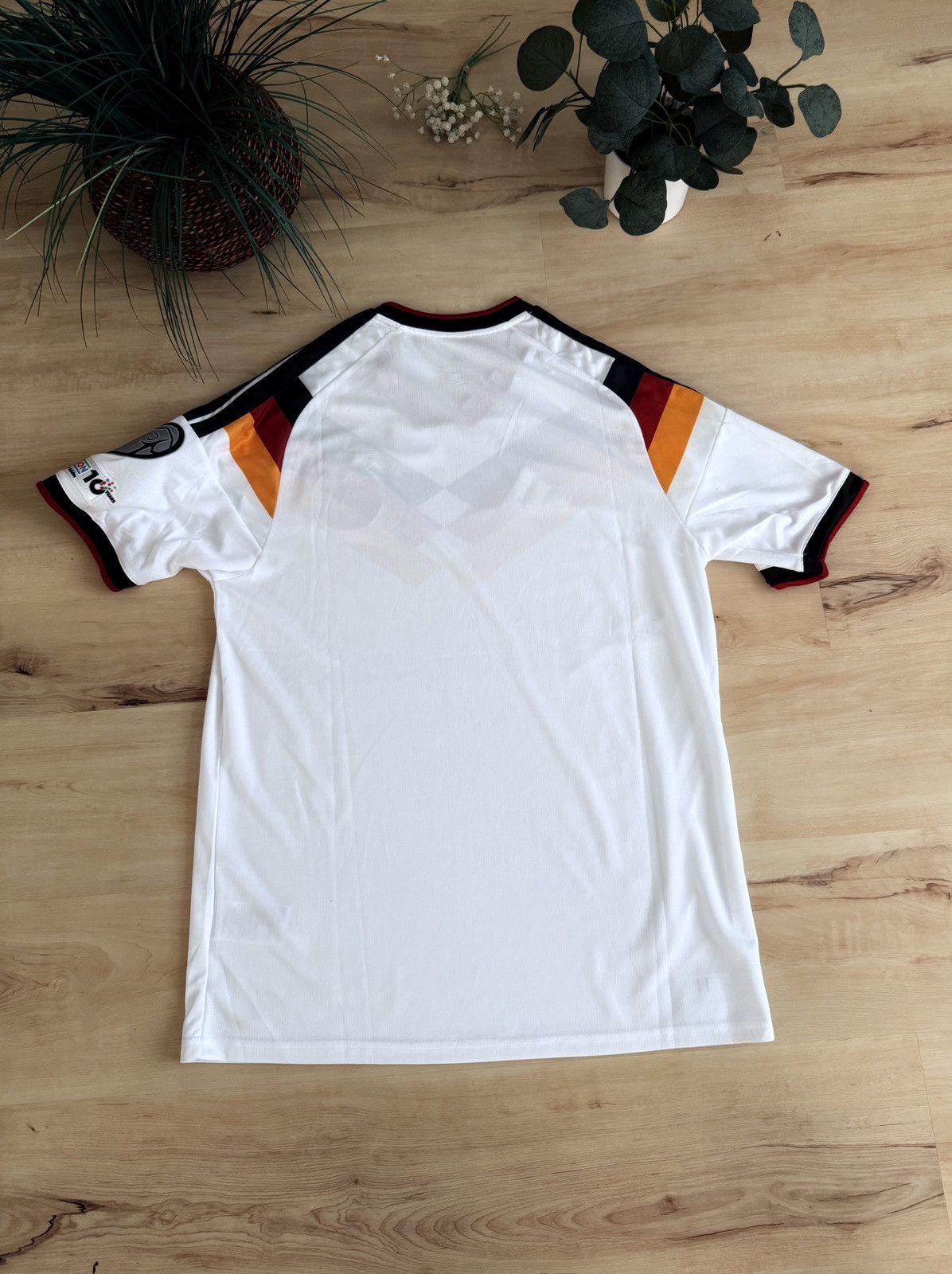 Adidas Germany 2026 World Cup Home Soccer Jersey Men Football Shirt Size US L / EU 52-54 / 3 - 6 Thumbnail