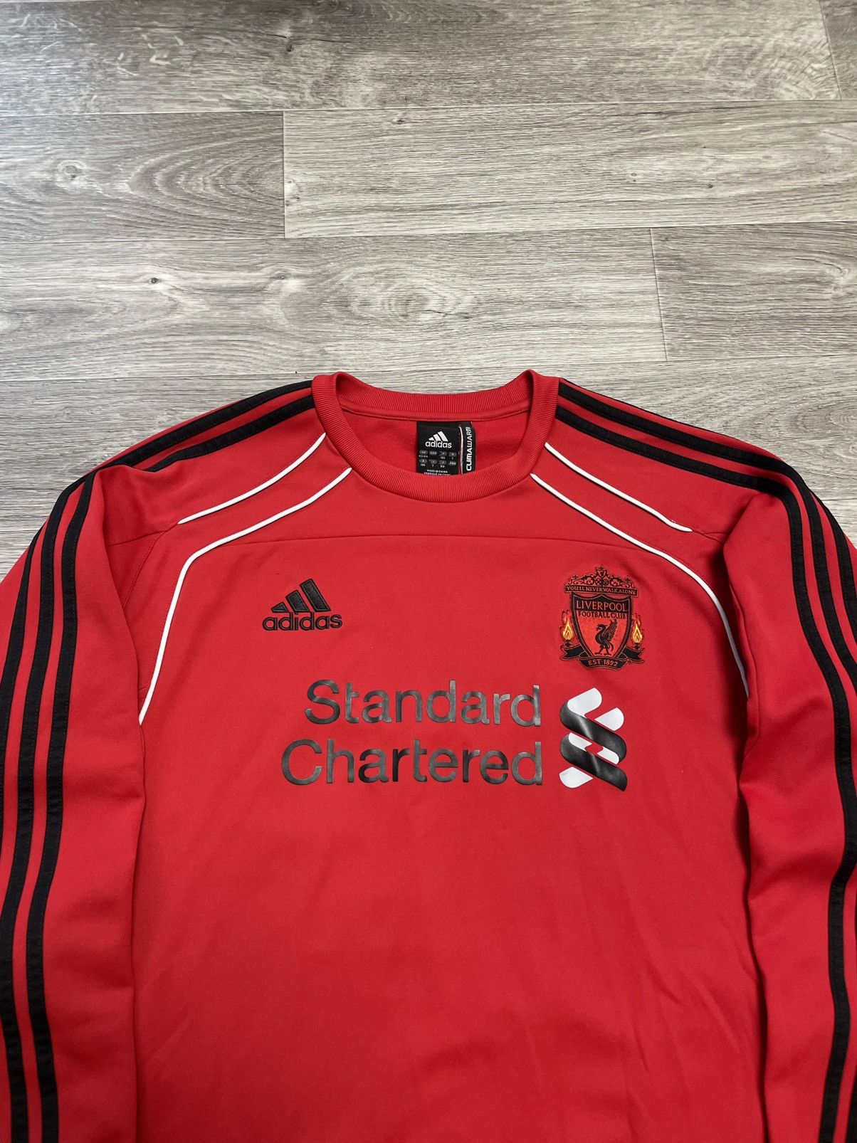 Adidas Vintage Adidas Liverpool 2010/2011 Soccer Jersey Sweatshirt Size US XL / EU 56 / 4 - 2 Thumbnail