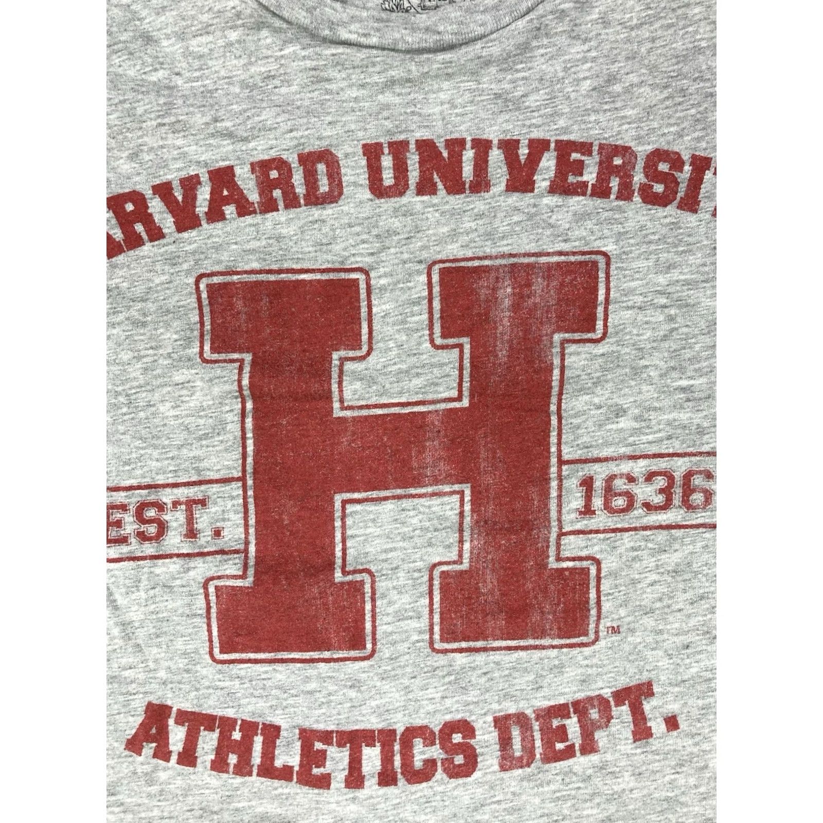 Logo 7 Harvard University Athletics Dept Crop Graphic T-shirt Women Small Gray Logo Red Size S / US 4 / IT 40 - 2 Thumbnail
