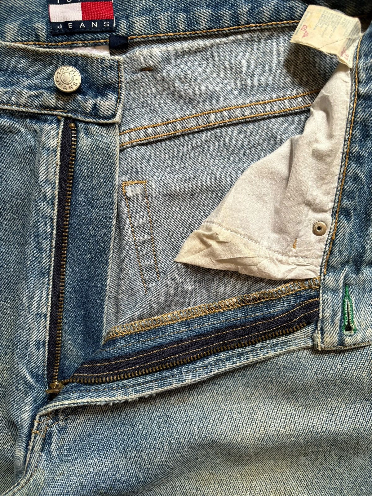 Tommy Jeans Vintage Tommy Mud Wash Distressed Baggy Jeans Size US 31 - 9 Thumbnail