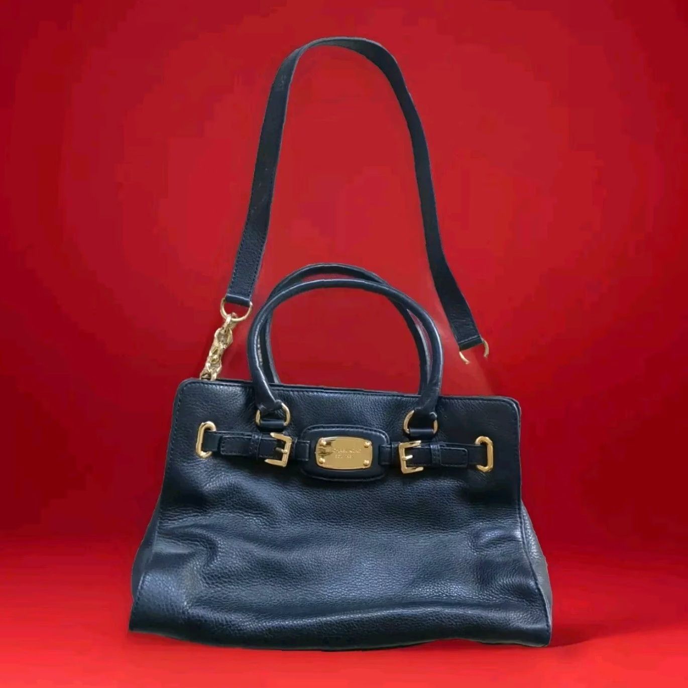 Michael Kors Michael Kors Purse Leather/Gold - Handled Shoulder Bag - Medium Black/Gold Signature Interior Pockets Womens Size ONE SIZE - 2 Thumbnail