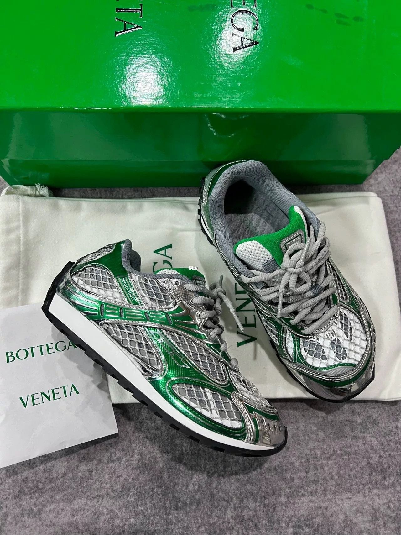 Bottega Veneta Bottega Veneta Green Silver Oribit Sneakers Size US 8 / EU 41 - 1 Thumbnail