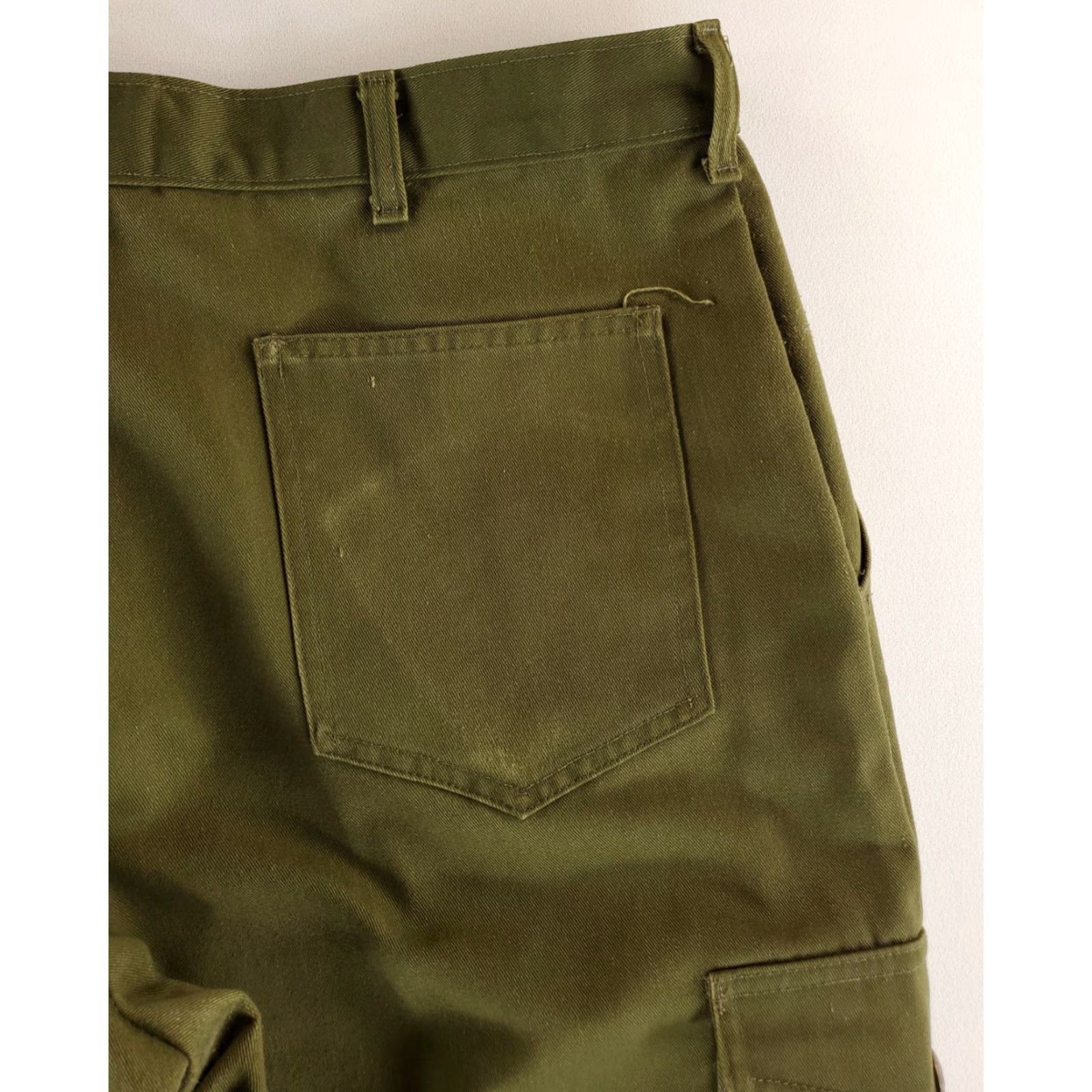 Vintage VINTAGE Boy Scouts of America Cargo Pants Olive Green Mens 36 Regular 36x29 Inseam 29 Cargo Green Mens 36 29 Olive Green Mens Cargo Pants Size US 36 / EU 52 - 2 Thumbnail