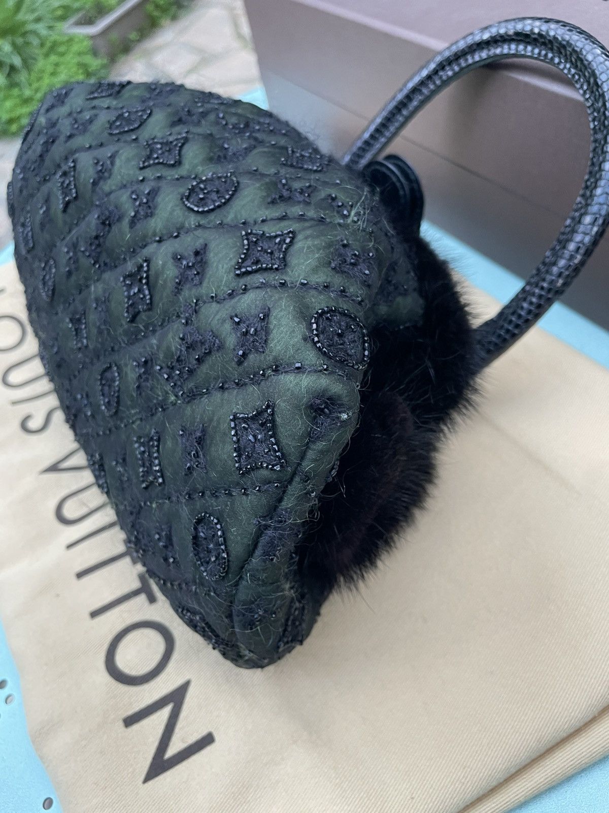 Louis Vuitton LV Marc Jacobs 2005 Limited Edition Chiffon Mink Demi Lune Size ONE SIZE - 7 Thumbnail
