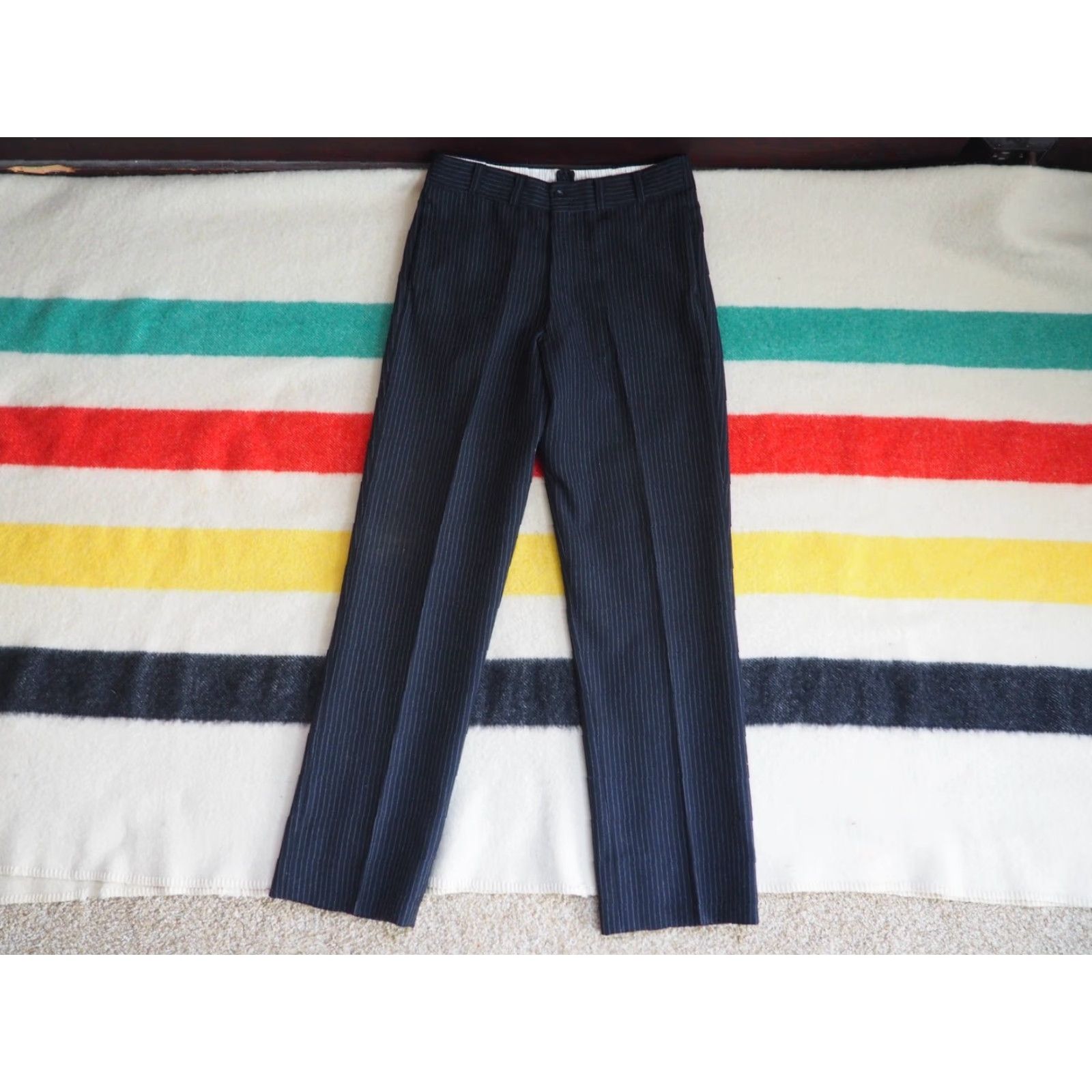 Vintage VTG 1930s Star Hook Black Gray Pinstripe Wool Pants 32x32 Straight Leg Flat Front Rockabilly Button Fly Mens Size US 32 / EU 48 - 2 Thumbnail