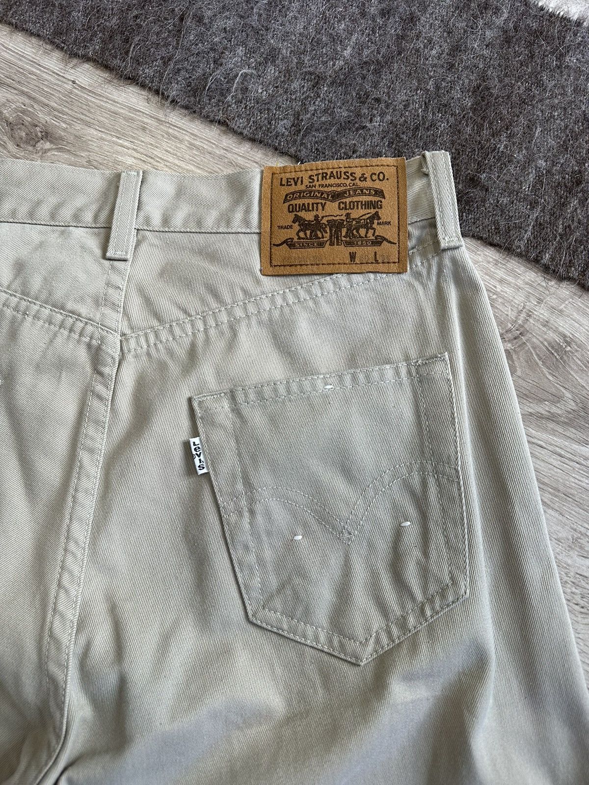 Levi's Levi’s 401 90s White Tab Pants Trousers 4220AC Size US 30 / EU 46 - 3 Thumbnail