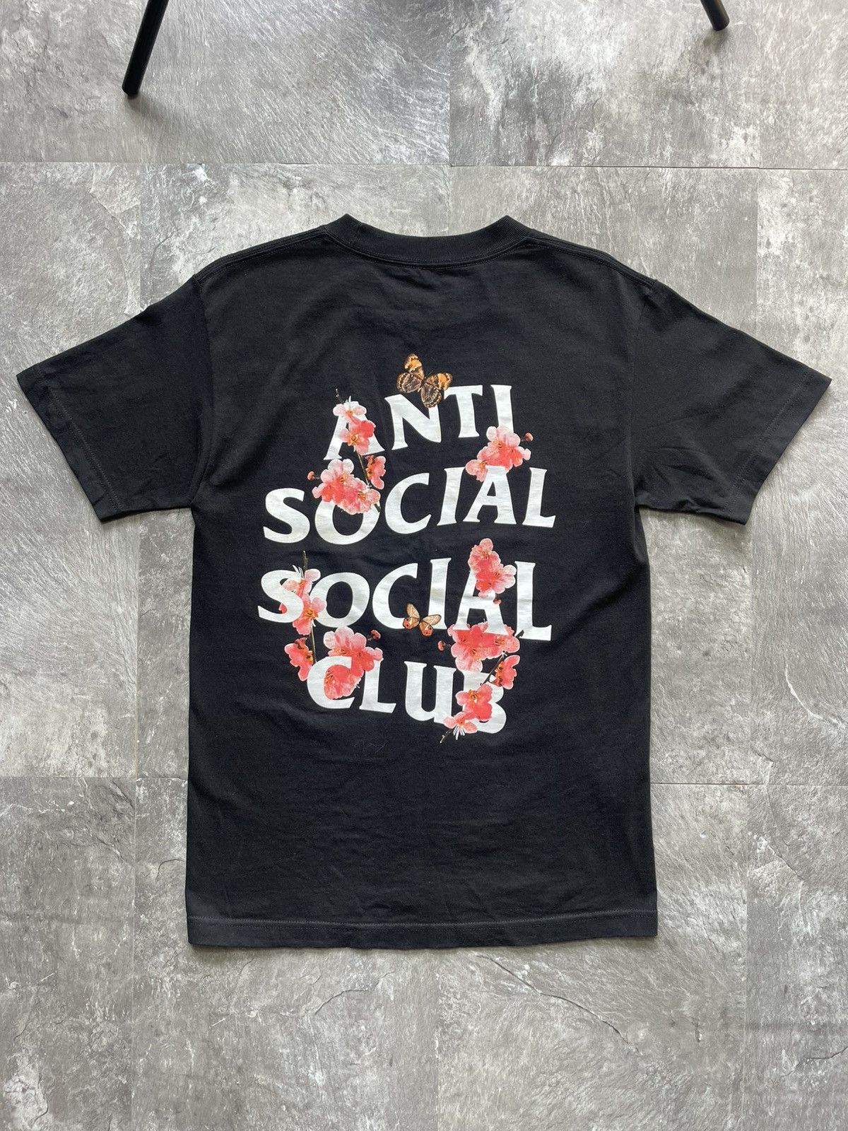 Anti Social Social Club Anti Social Social Clun Cherry Blossom Butterfly Tee Size US S / EU 44-46 / 1 - 1 Thumbnail