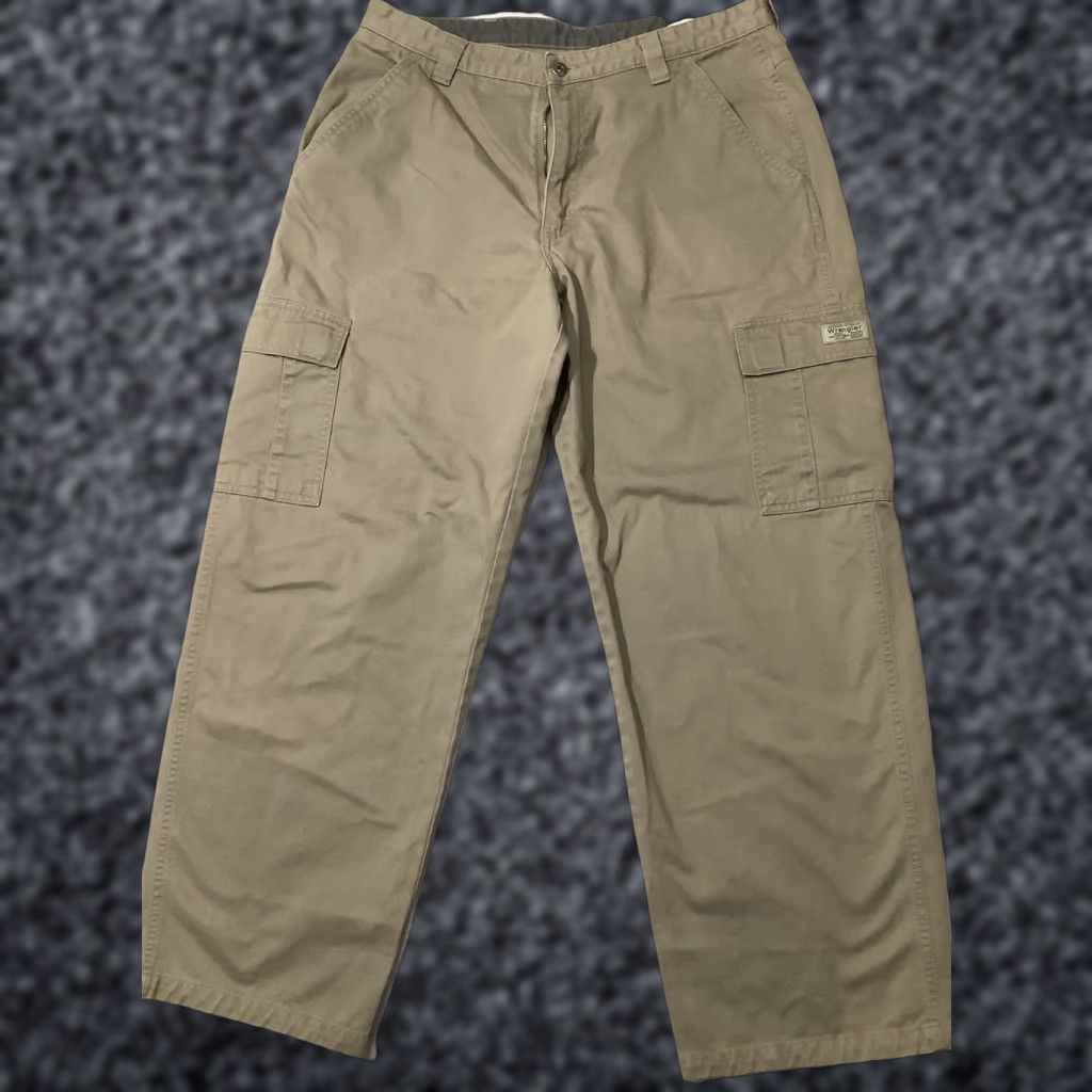 Wrangler Wrangler Hero Cargo Pants 34X30 Flat Front Cotton Beige Tan Mens Relaxed Fit Cargo Pocket Pants Size US 34 / EU 50 - 1 Thumbnail