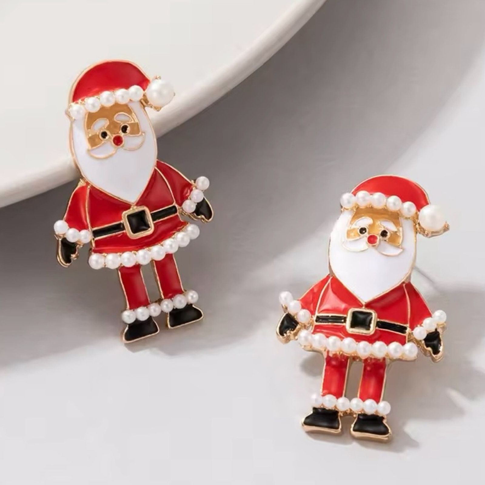 Other Cute Enamel Santa Claus Stud Earrings Christ Earrings Size ONE SIZE - 2 Thumbnail