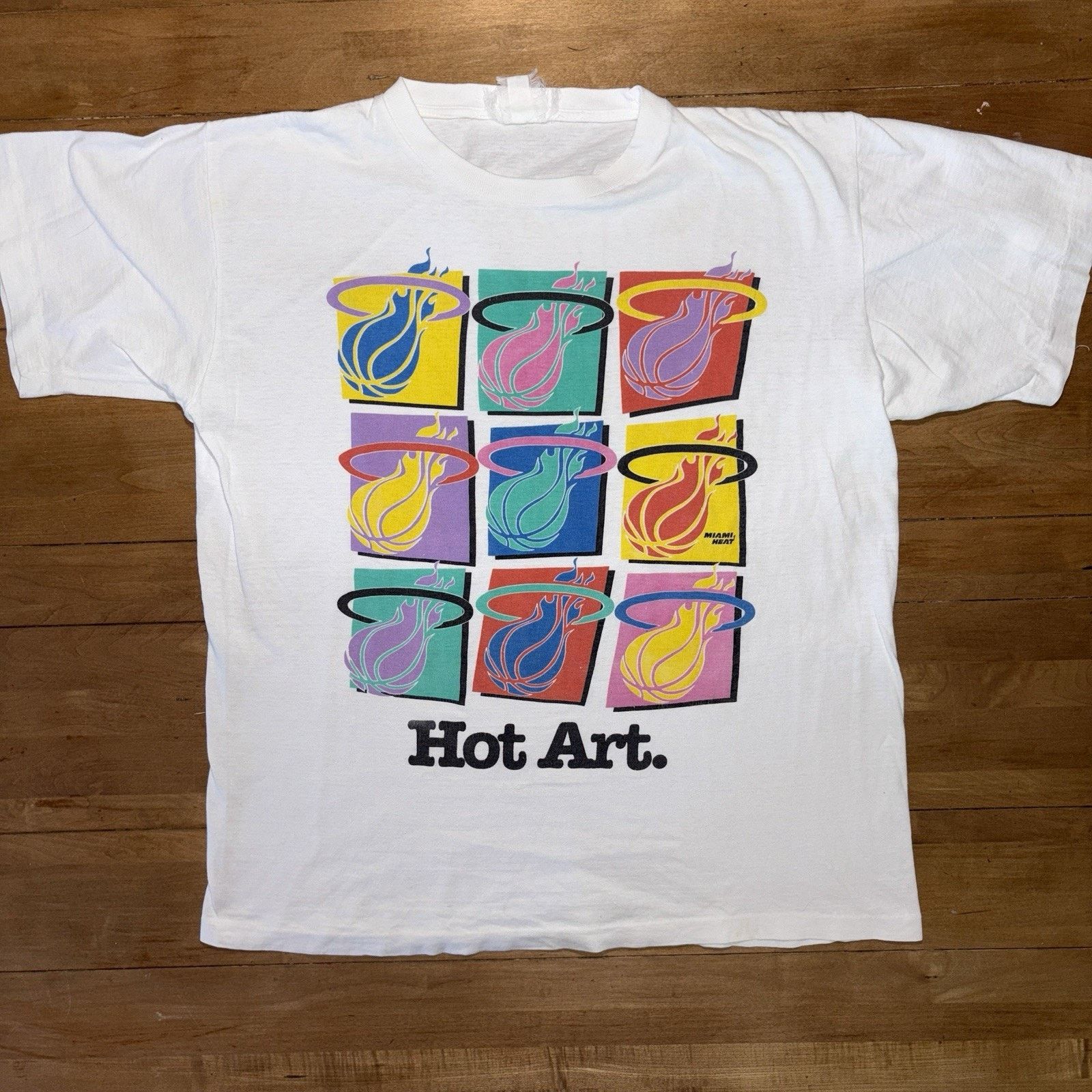 Vintage Vintage Miami Heat Graphic T-Shirt Pop Art Warhol 90s single Size US L / EU 52-54 / 3 - 1 Thumbnail