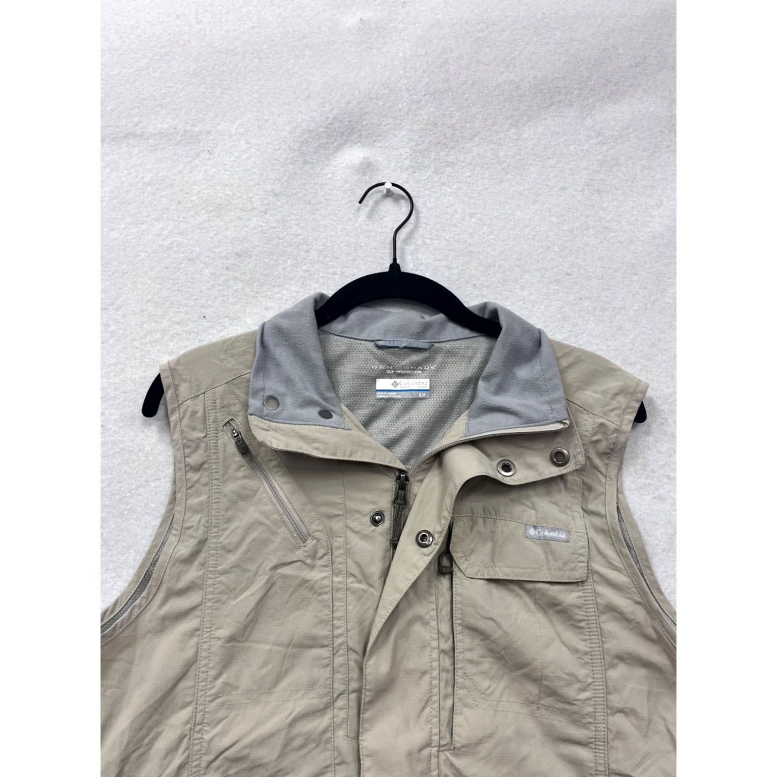 Vintage Columbia Vest Beige Lightweight Sun Protection Windbreaker S Mens Size US S / EU 44-46 / 1 - 6 Thumbnail