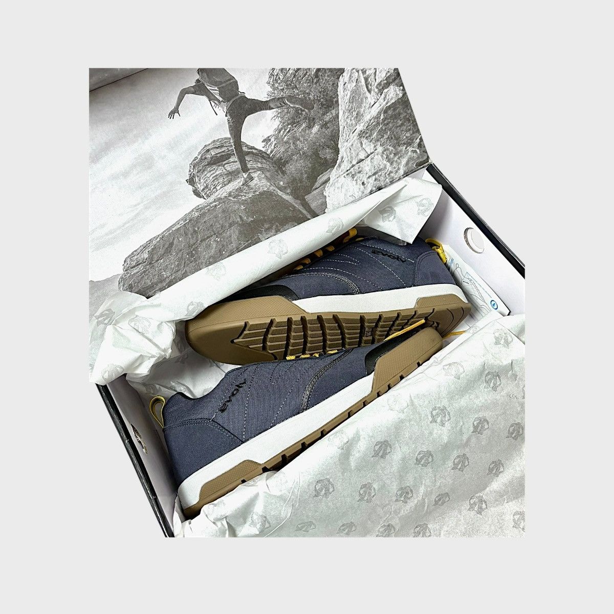 Other Evolv Rebel Unisex Gray Hiking Shoes Mens 6, Womens 7 Size US 7 / IT 37 - 5 Thumbnail