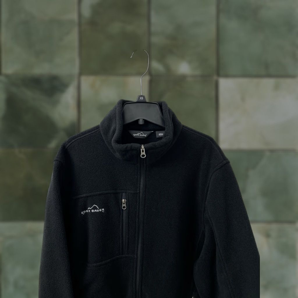 Eddie Bauer Eddie Bauer Jacket Womens L Black Full Zip Fleece Pockets Logo L/S Size L / US 10 / IT 46 - 1 Thumbnail