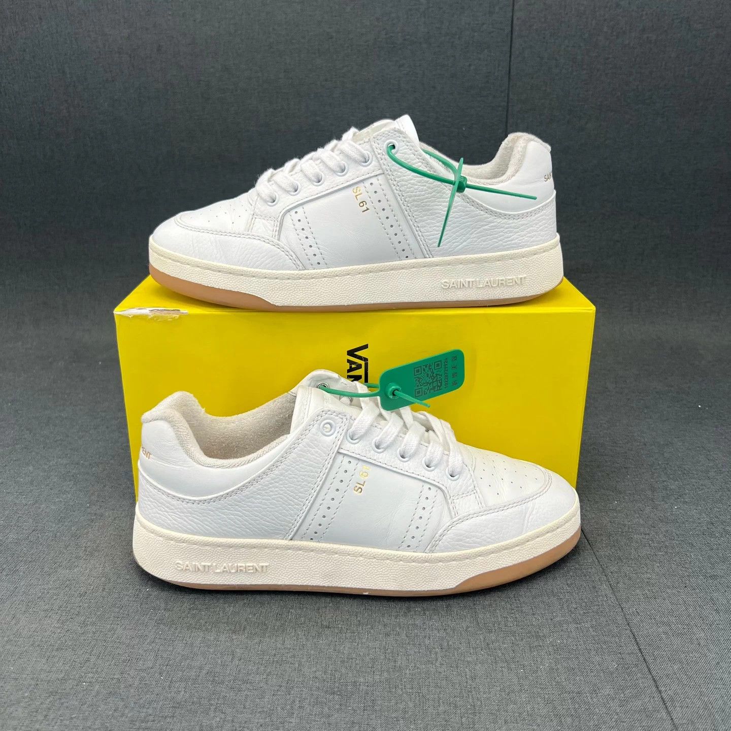 Saint Laurent Paris SAINT LAURENT SL/61 white 41 new, minor inner lining wear Size US 8 / EU 41 - 3 Thumbnail