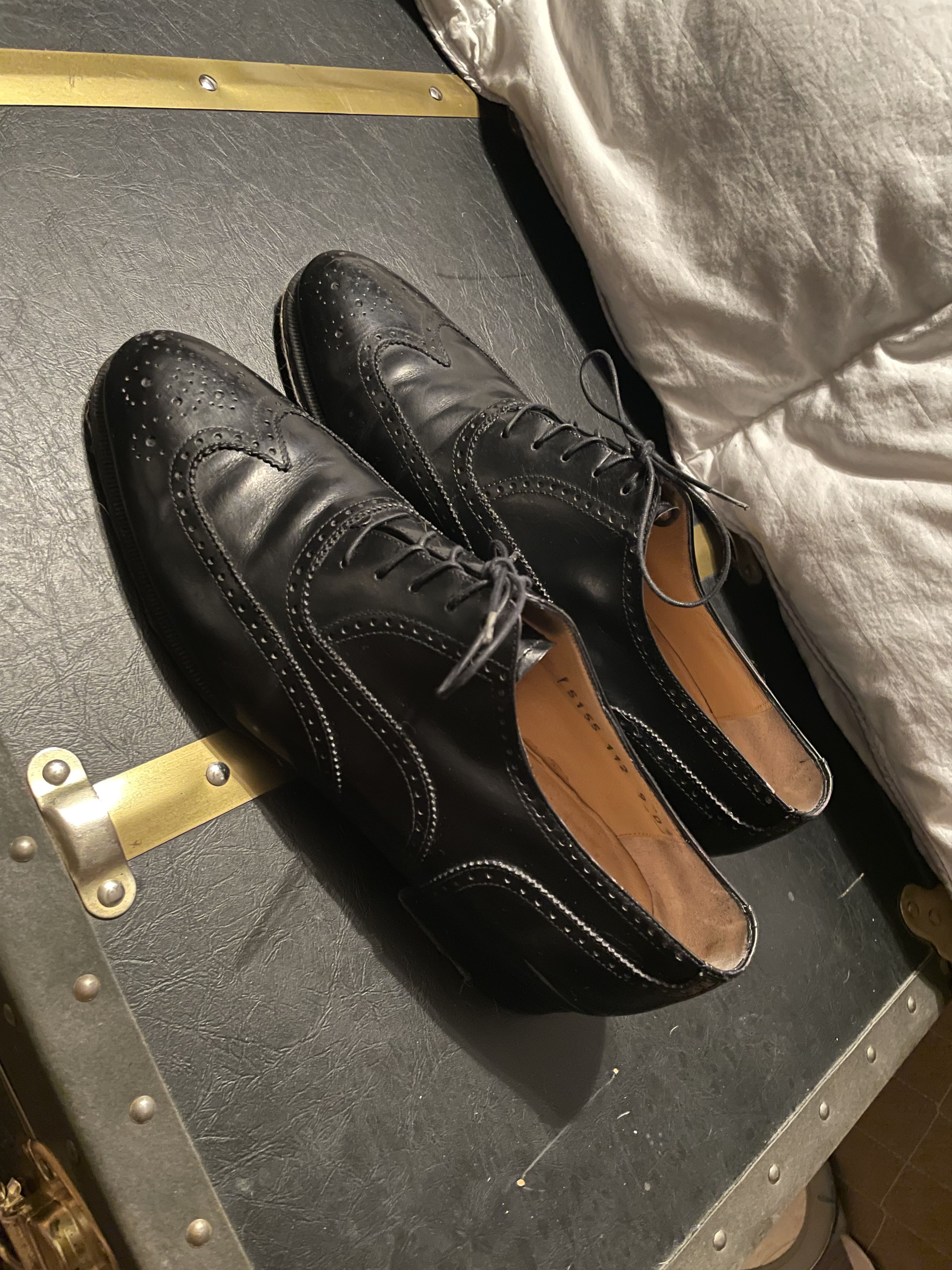 Salvatore Ferragamo Black Leather Wingtip Oxford Shoes 9