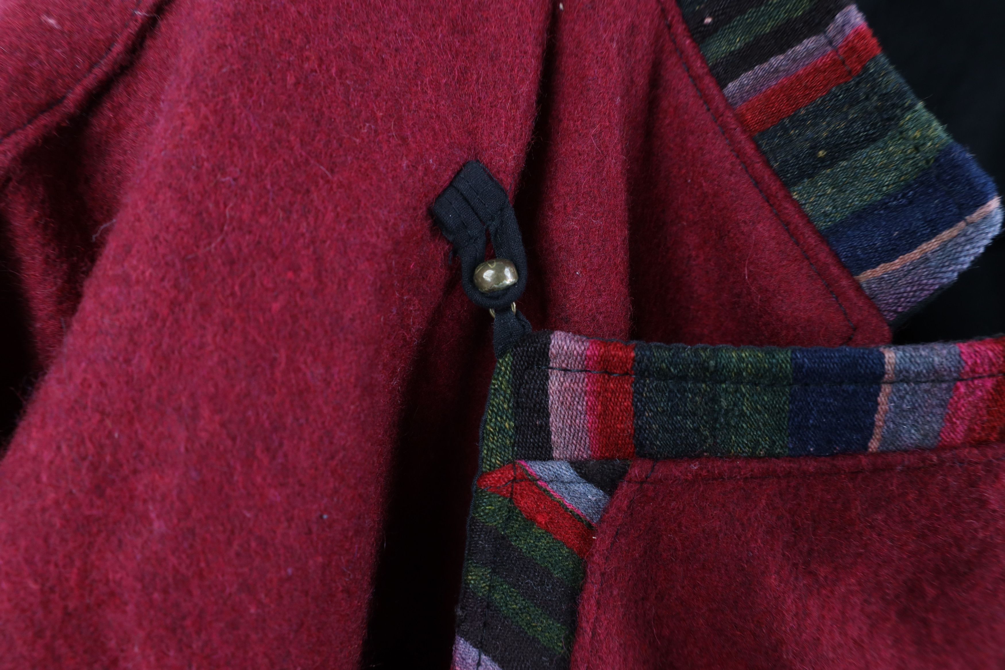 Vintage Vintage 90s Streetwear Nepal Oriental Wool Coat Jacket Red Size US XL / EU 56 / 4 - 5 Thumbnail