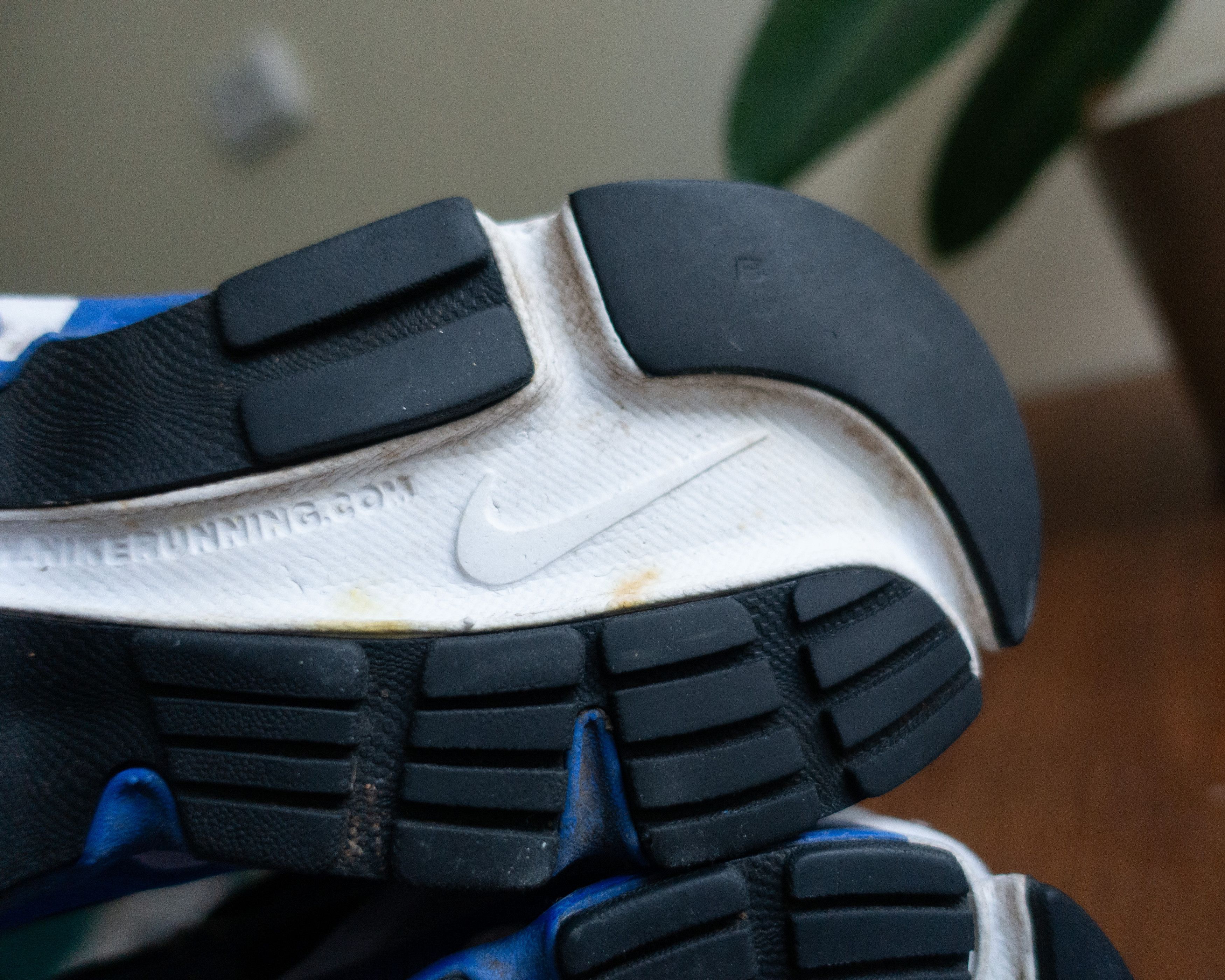 Nike Vintage 00s Nike Air Dual-D Rare Sneakers Shoes US12 Size US 12 / EU 45 - 13 Thumbnail
