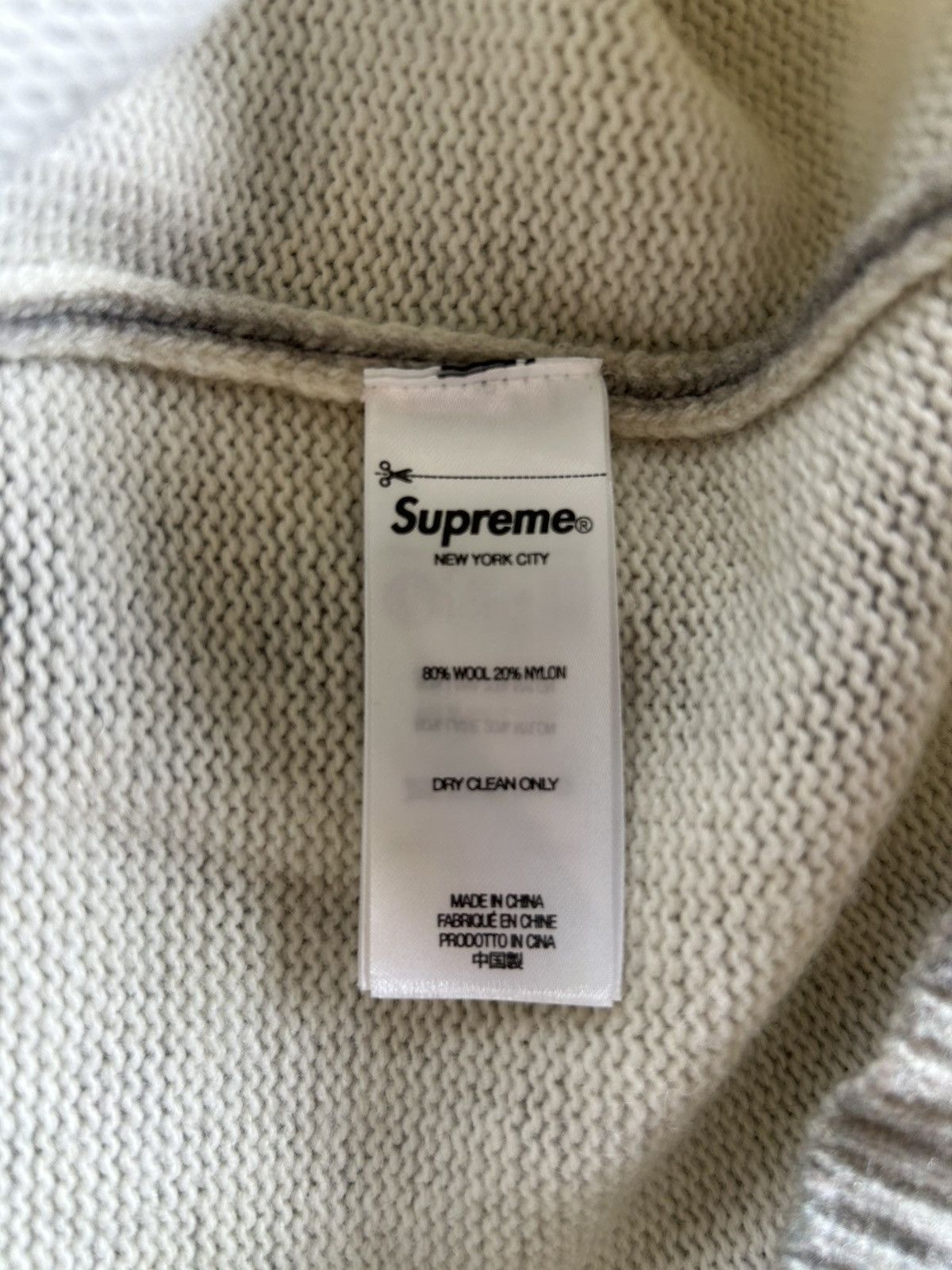 Supreme Supreme Blurred Logo Mohair Sweater Size US L / EU 52-54 / 3 - 5 Thumbnail