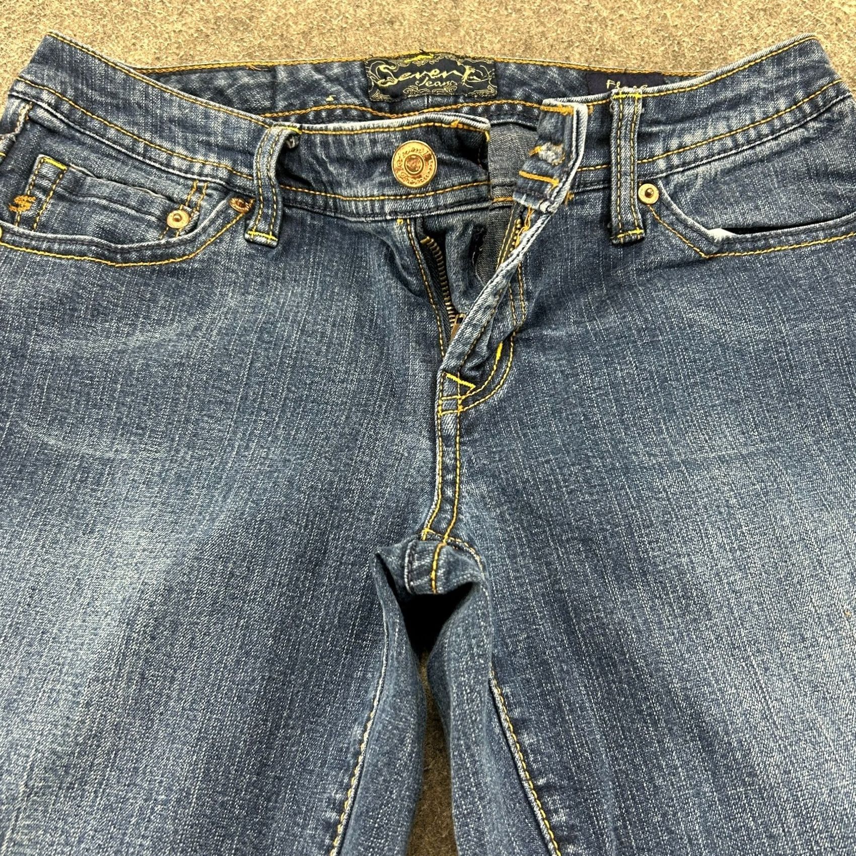 Vintage VINTAGE Seven7 Jeans Womens 27 Blue Flare Dark Wash Cotton Stretch Flex Y2K Jeans Menus? Size 27" / US 4 / IT 40 - 2 Thumbnail