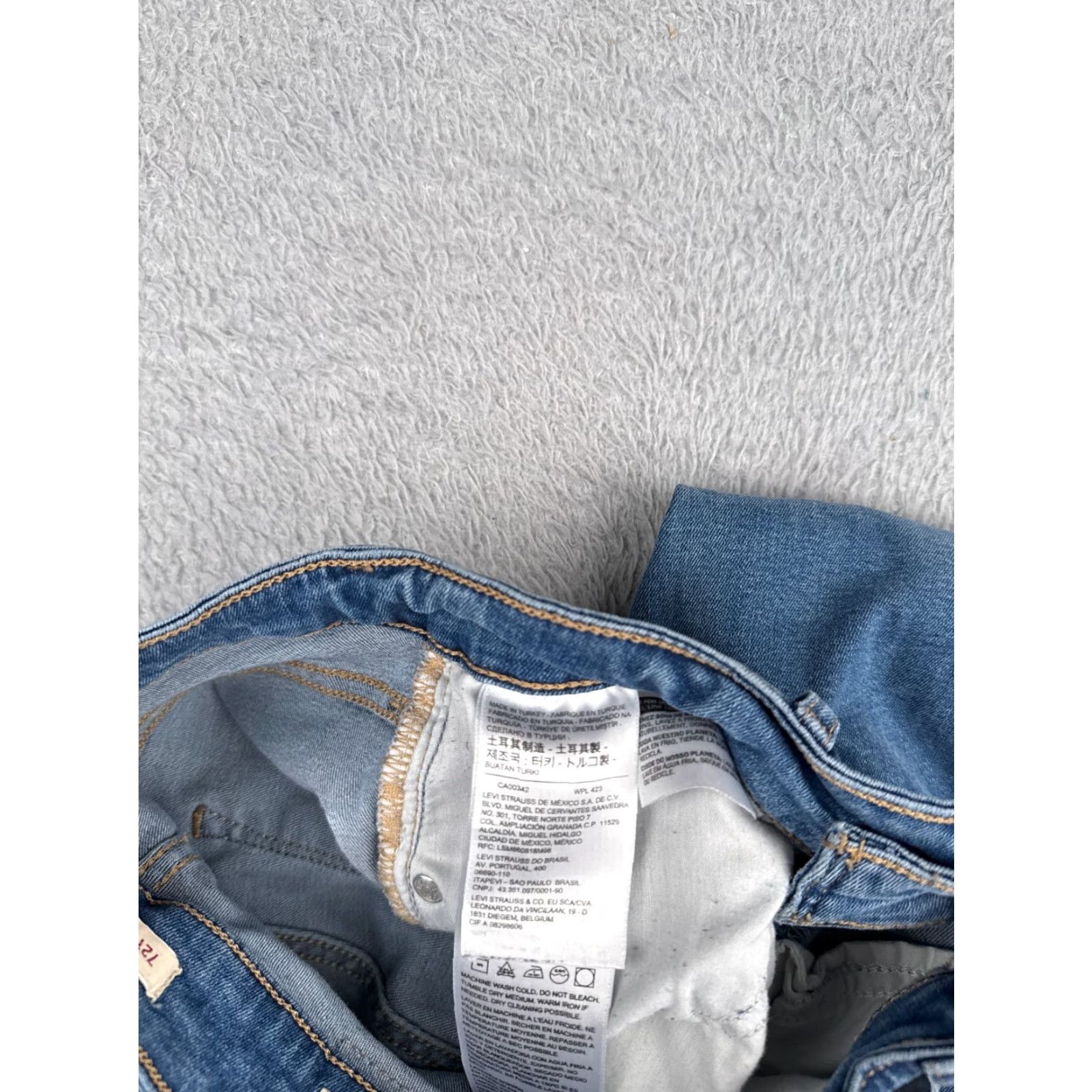 Levi's Levi's Jeans Women 26 Blue Denim 700 Series Skinny High Rise Cotton 26x30 Regular 5-Pocket Distressed Stretch Size 26" / US 2 / IT 38 - 7 Thumbnail