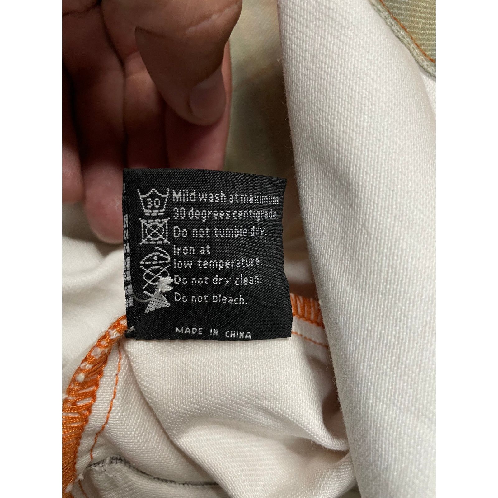 Who Decides War WDW Button UP Pink XL Used Size US XL / EU 56 / 4 - 5 Thumbnail