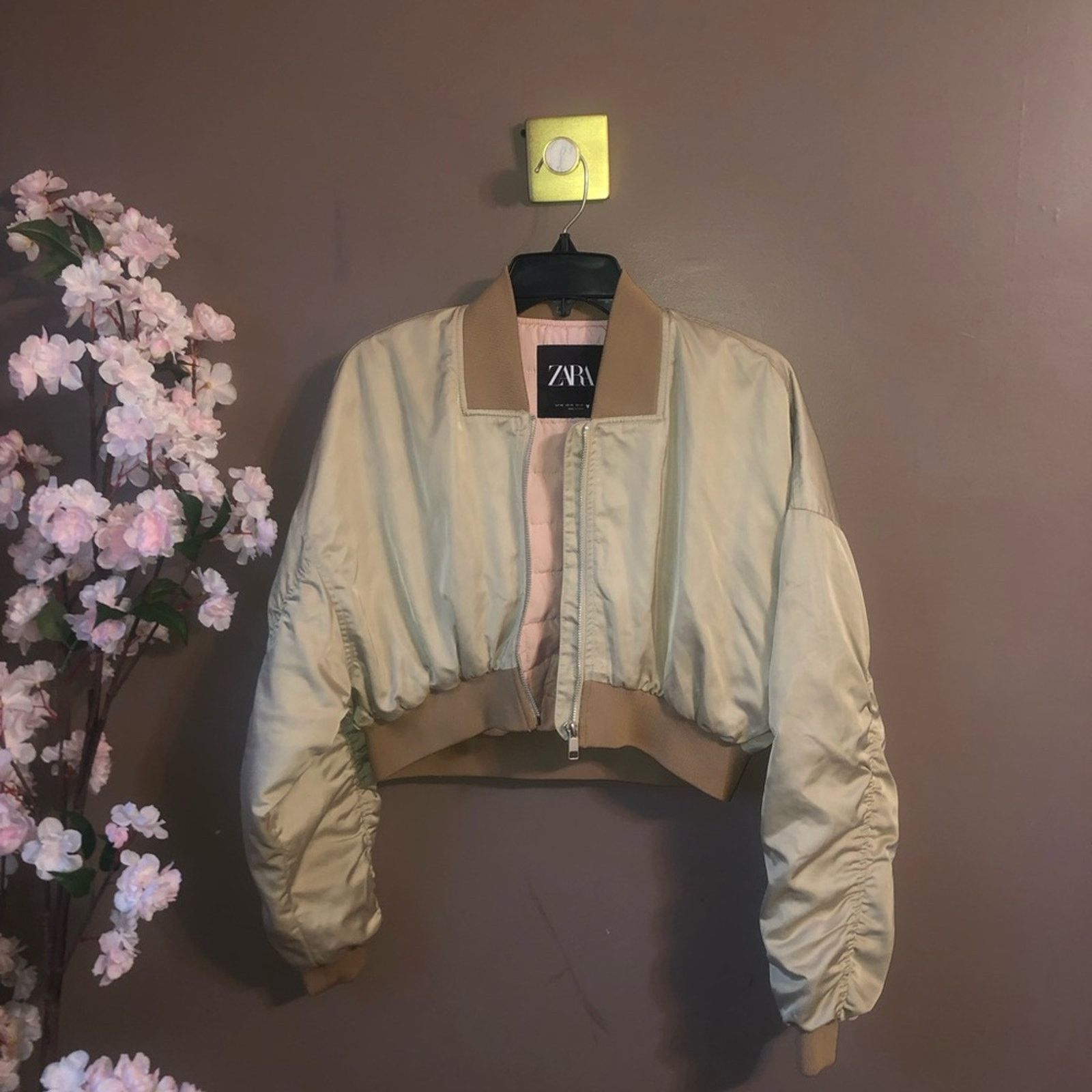 Zara Cropped bomber jacket, Gold and pink, puffed sleeve. Size S / US 4 / IT 40 - 2 Thumbnail