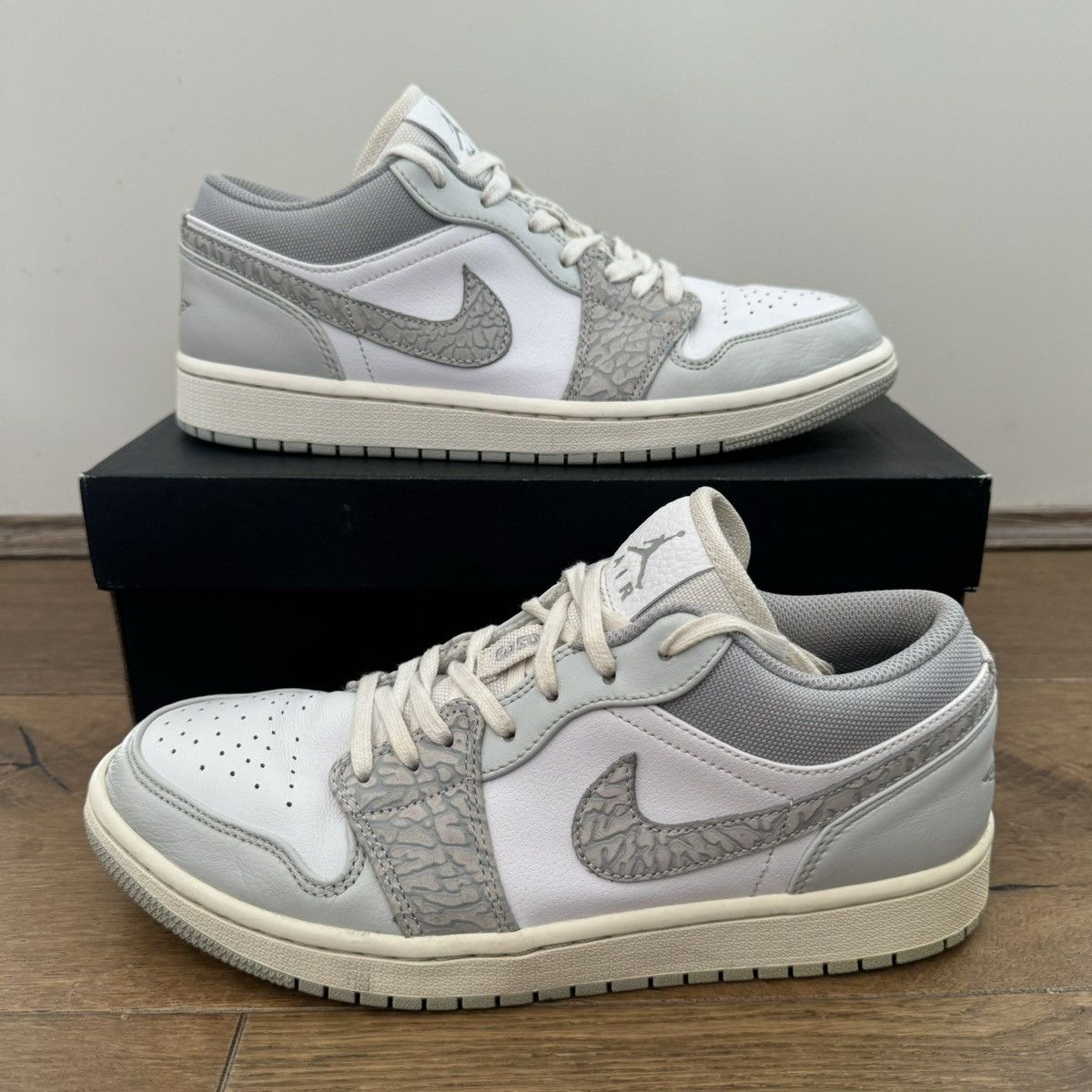 Jordan Brand Jordan 1 Low Elephant Print Size US 9.5 / EU 42-43 - 2 Thumbnail